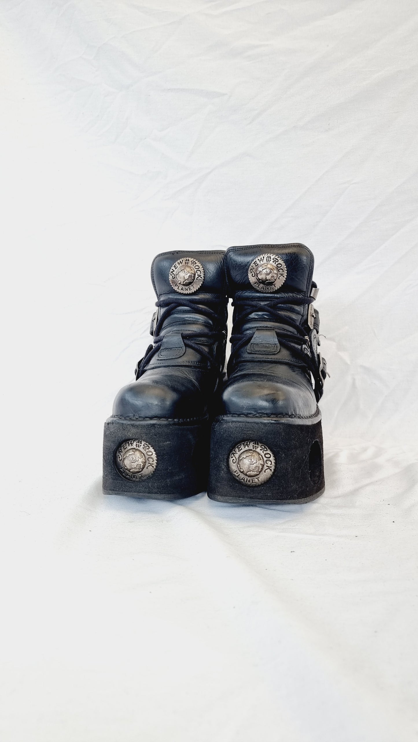 EU 37 / UK 4 New Rock Boots