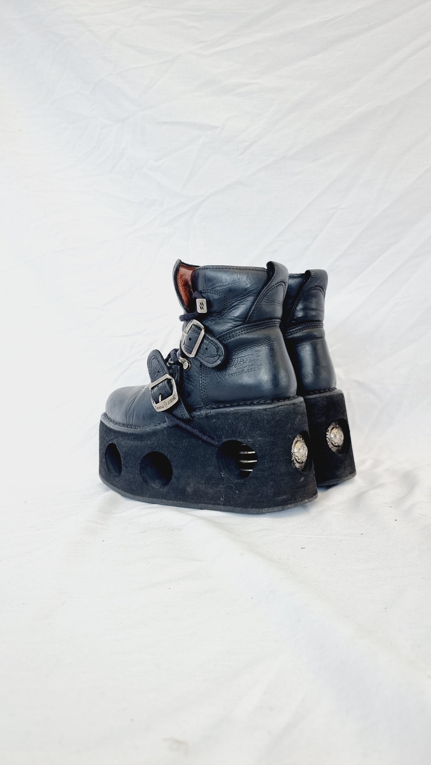 EU 37 / UK 4 New Rock Boots