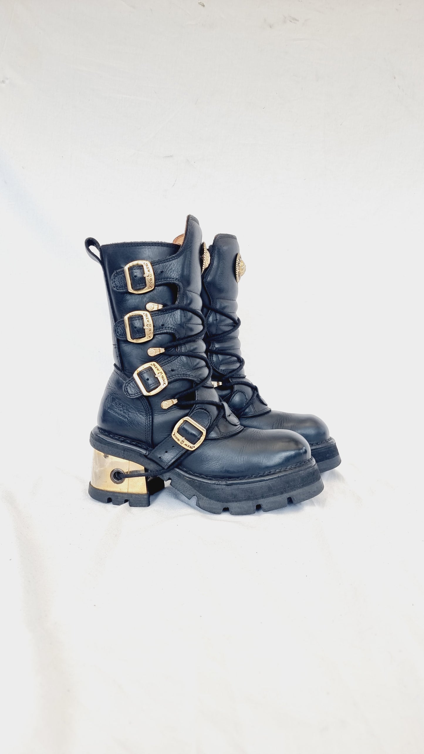 EU 40 / UK 7 New Rock Boots