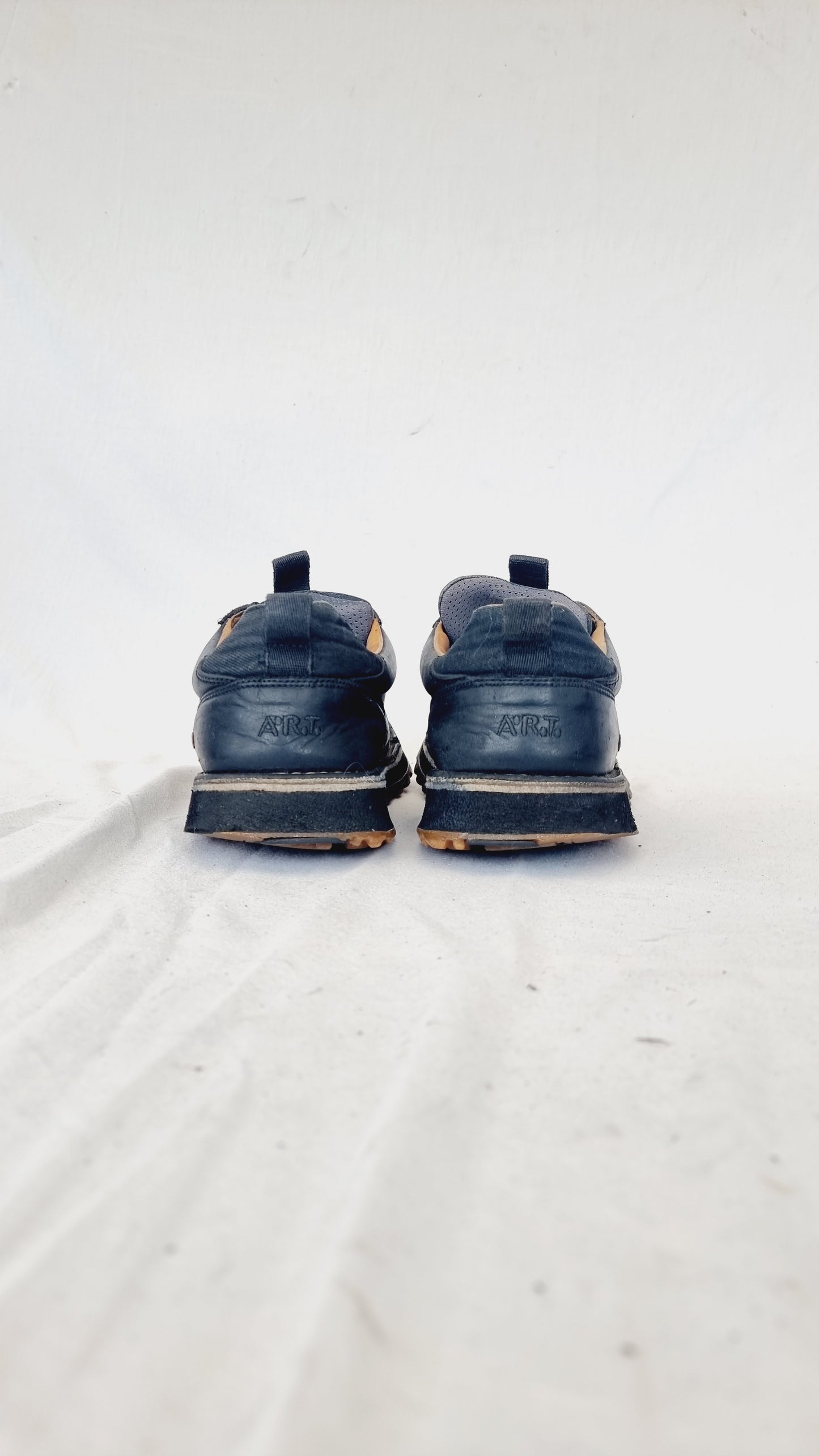 EU 45 / UK 10.5 The Art Company Boots