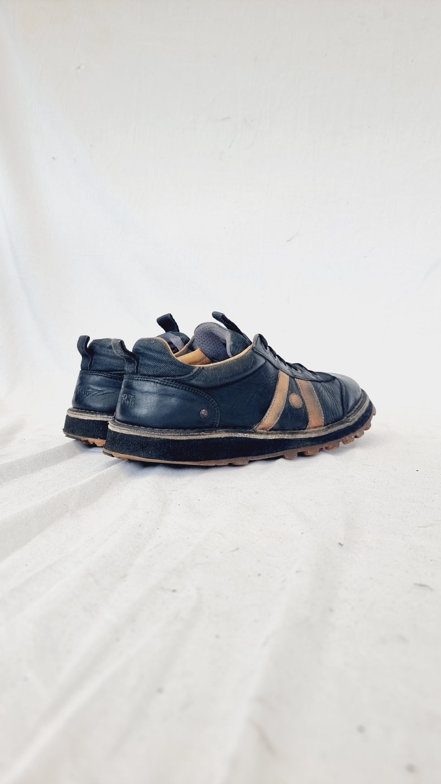EU 45 / UK 10.5 The Art Company Boots