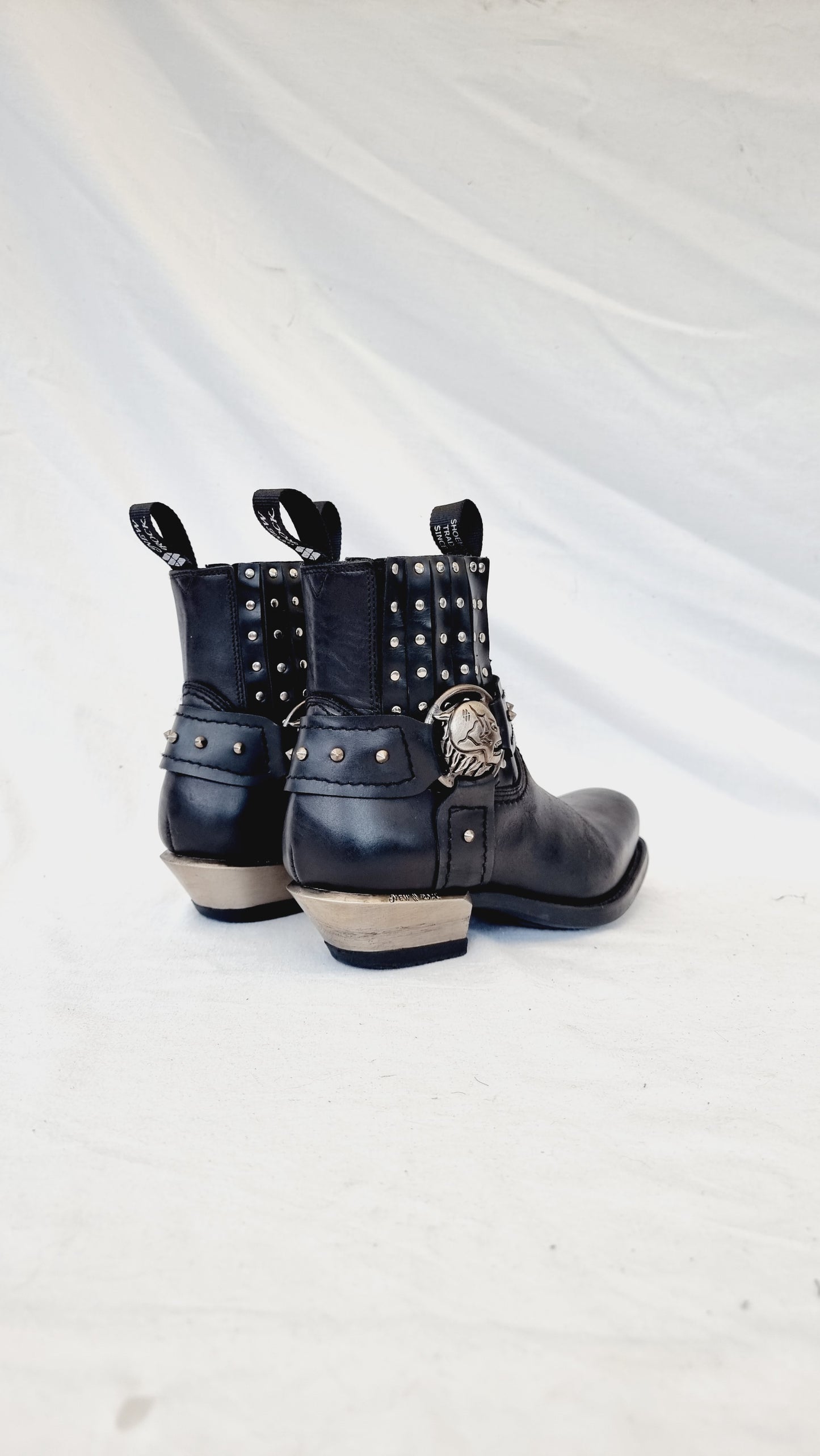 EU 39 / UK 6 New Rock Boots