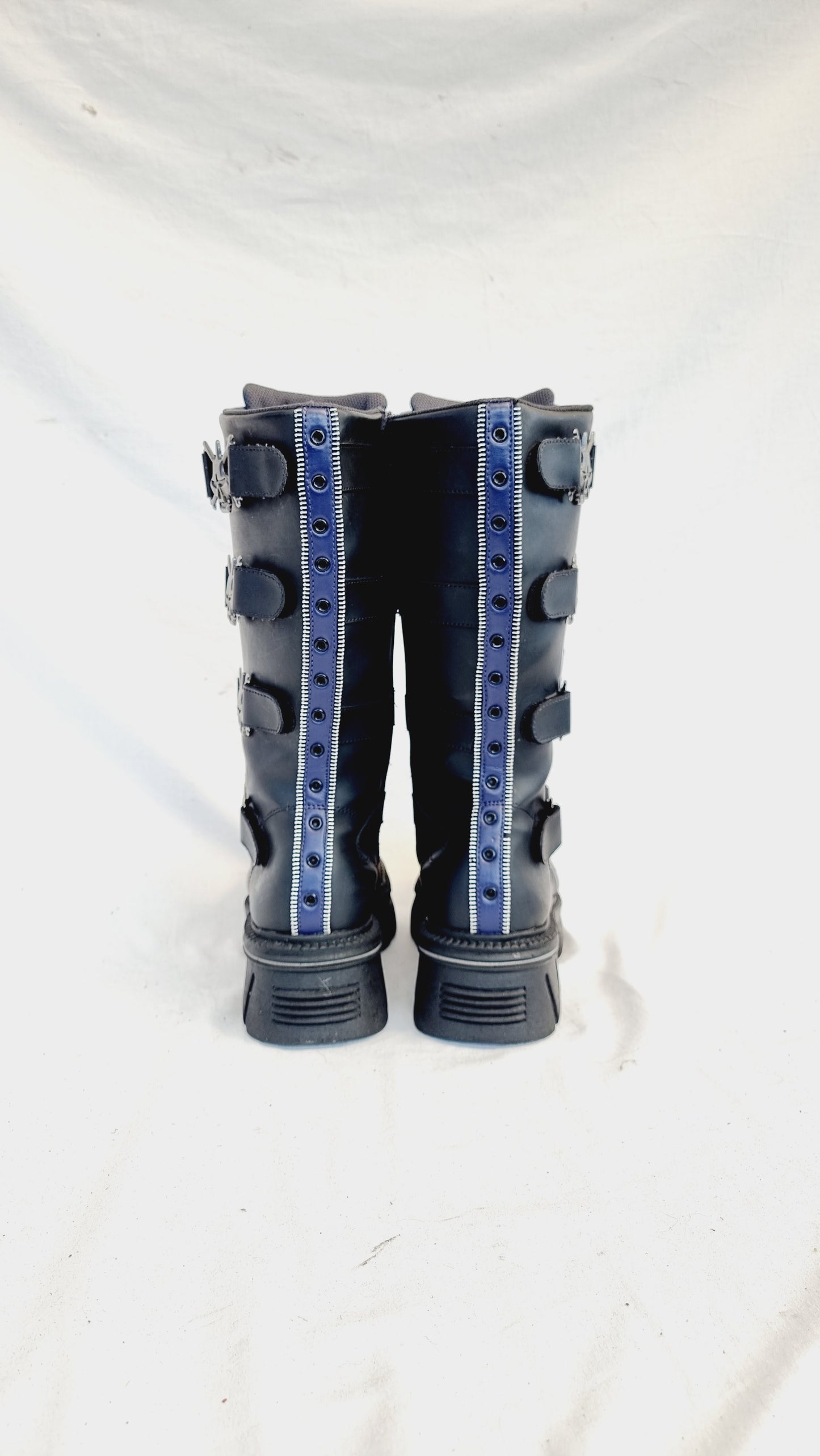 EU 41 / UK 7.5 Madfish Boots
