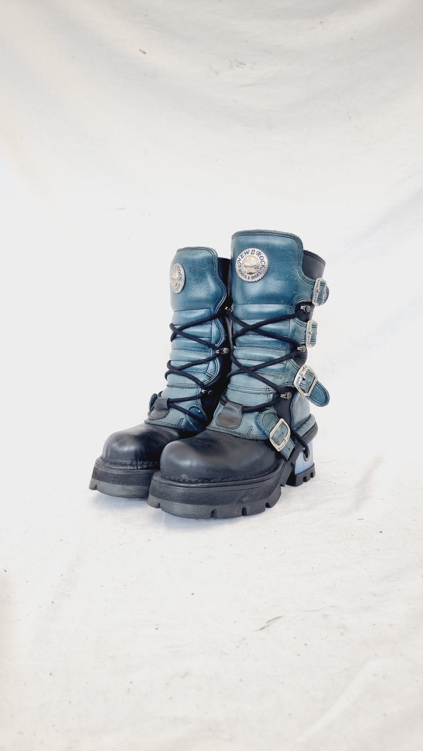 EU 39 / UK 6 New Rock Boots