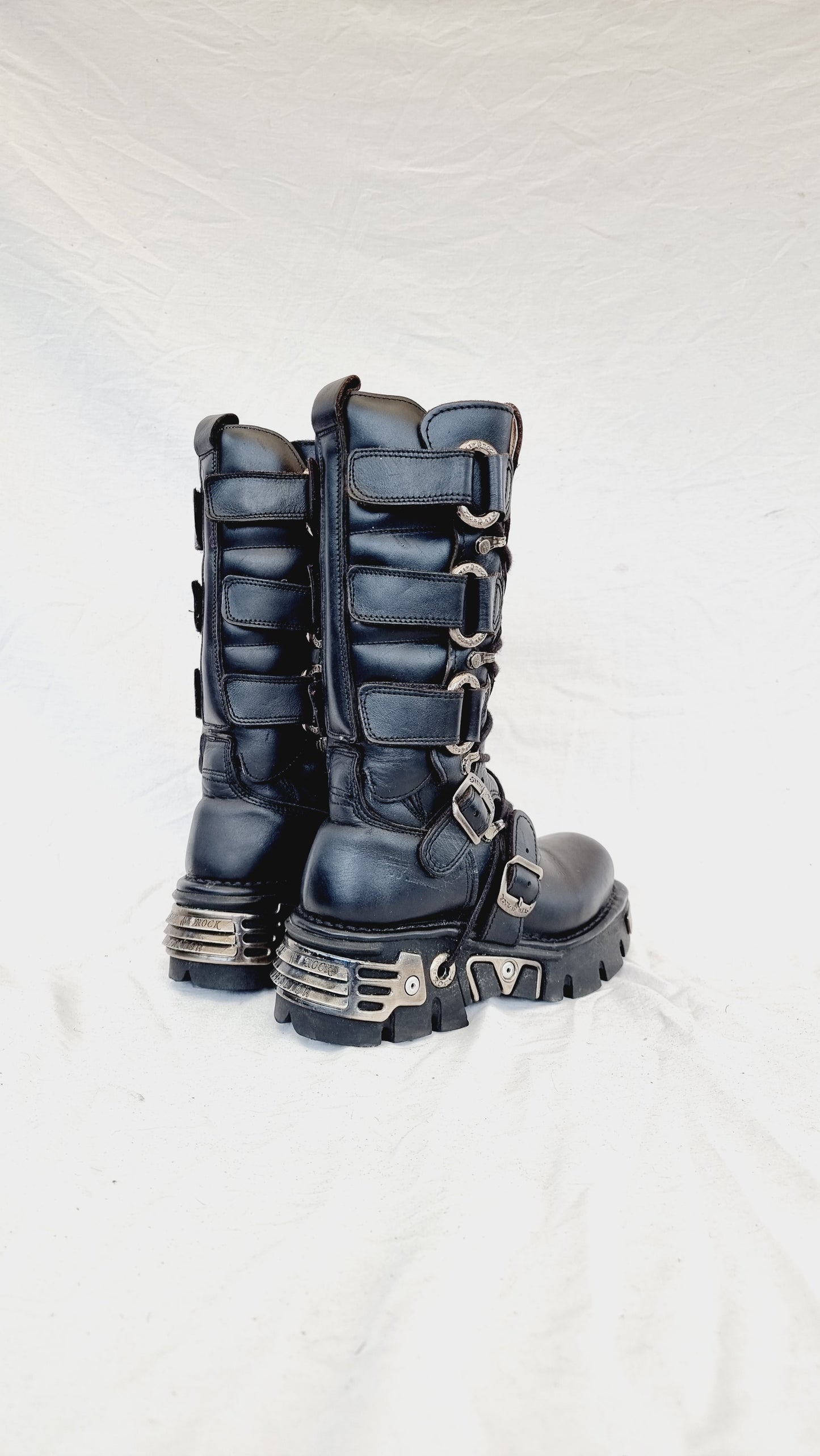 EU 38 / UK 5 New Rock Boots