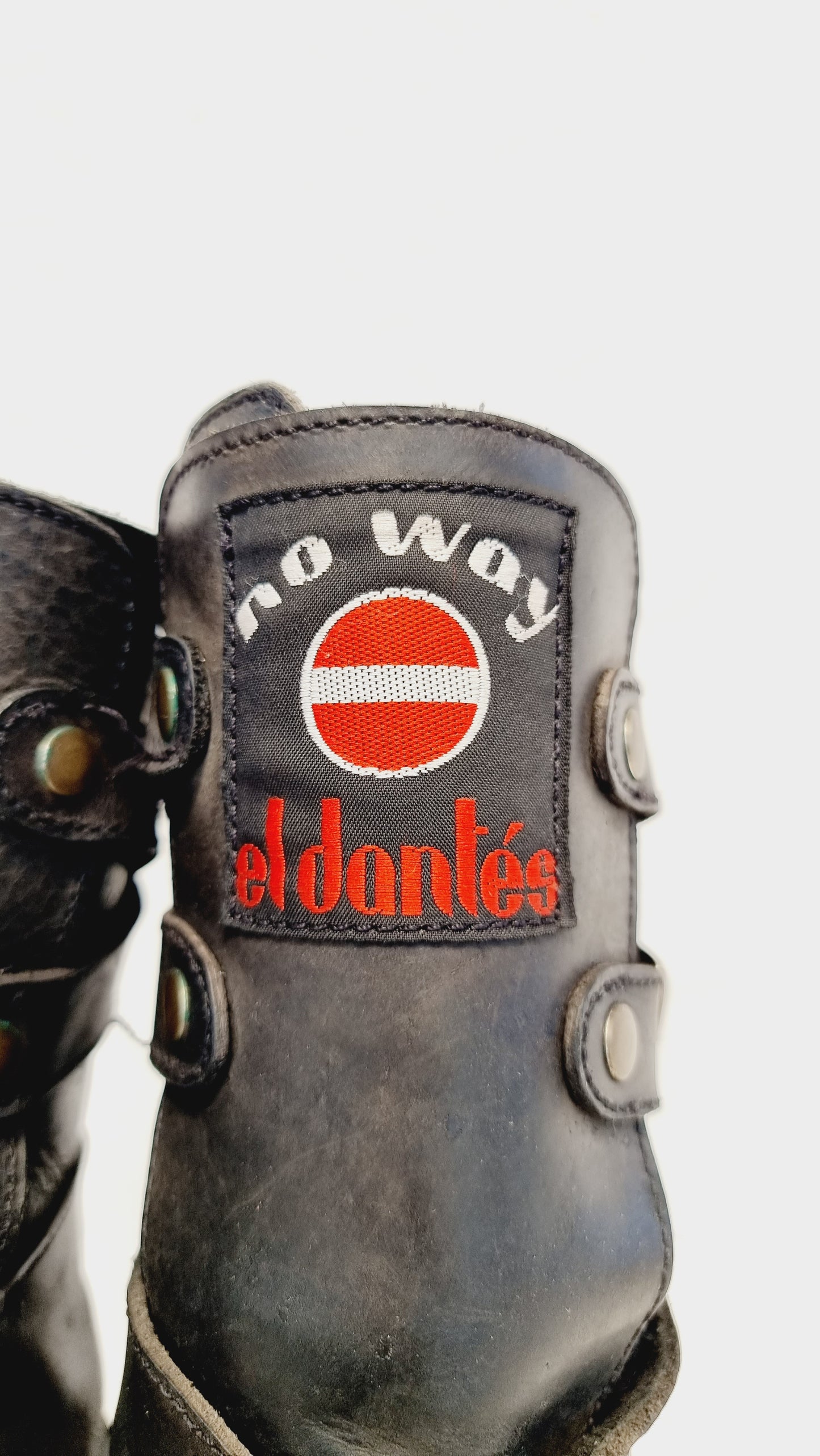 EU 37 / UK 4 El Dantes Boots