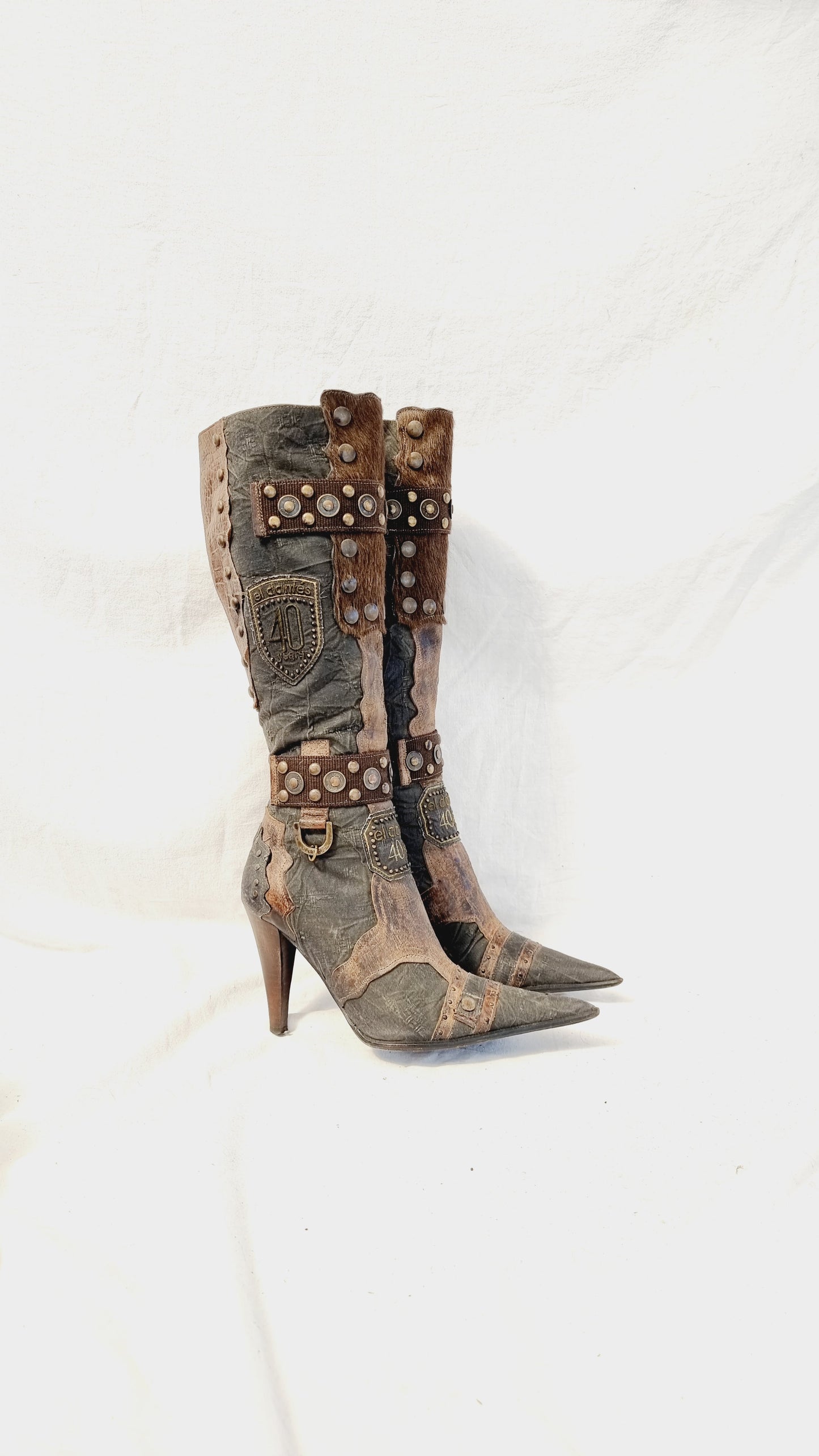 EU 37 / UK 4 El Dantes Boots