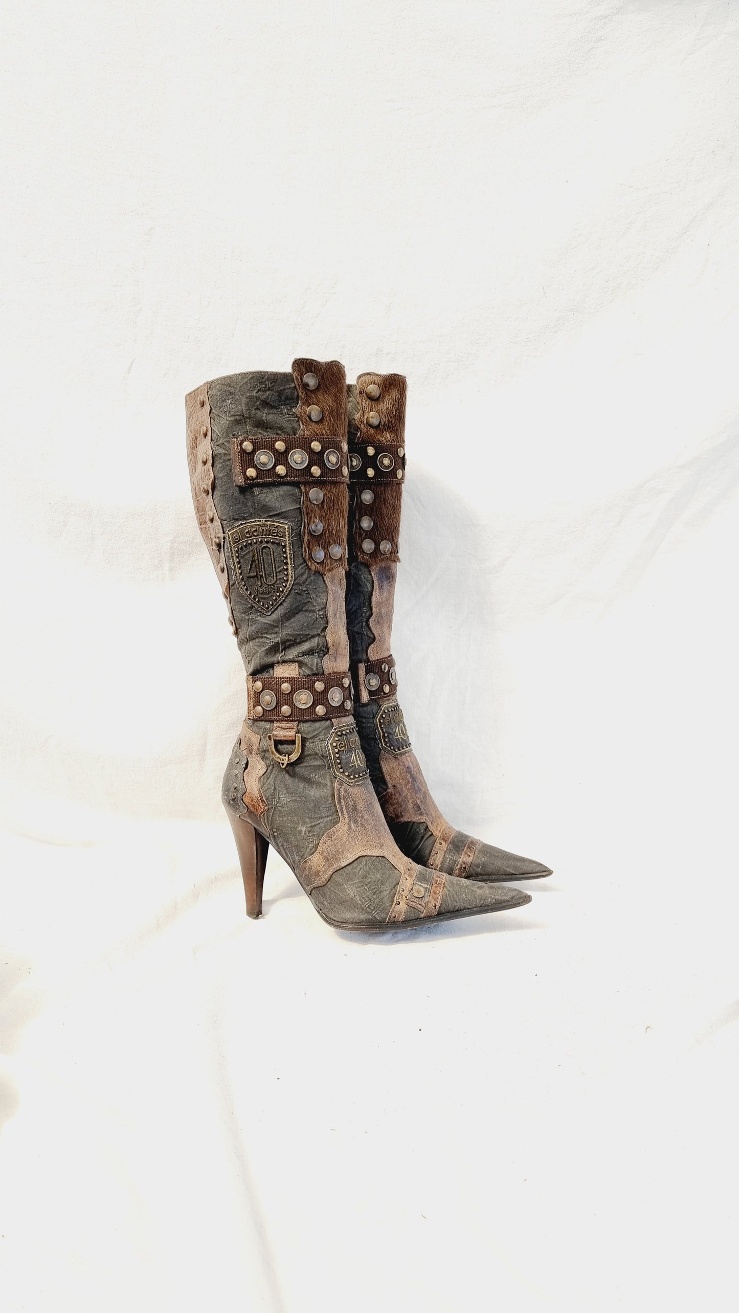 EU 37 / UK 4 El Dantes Boots