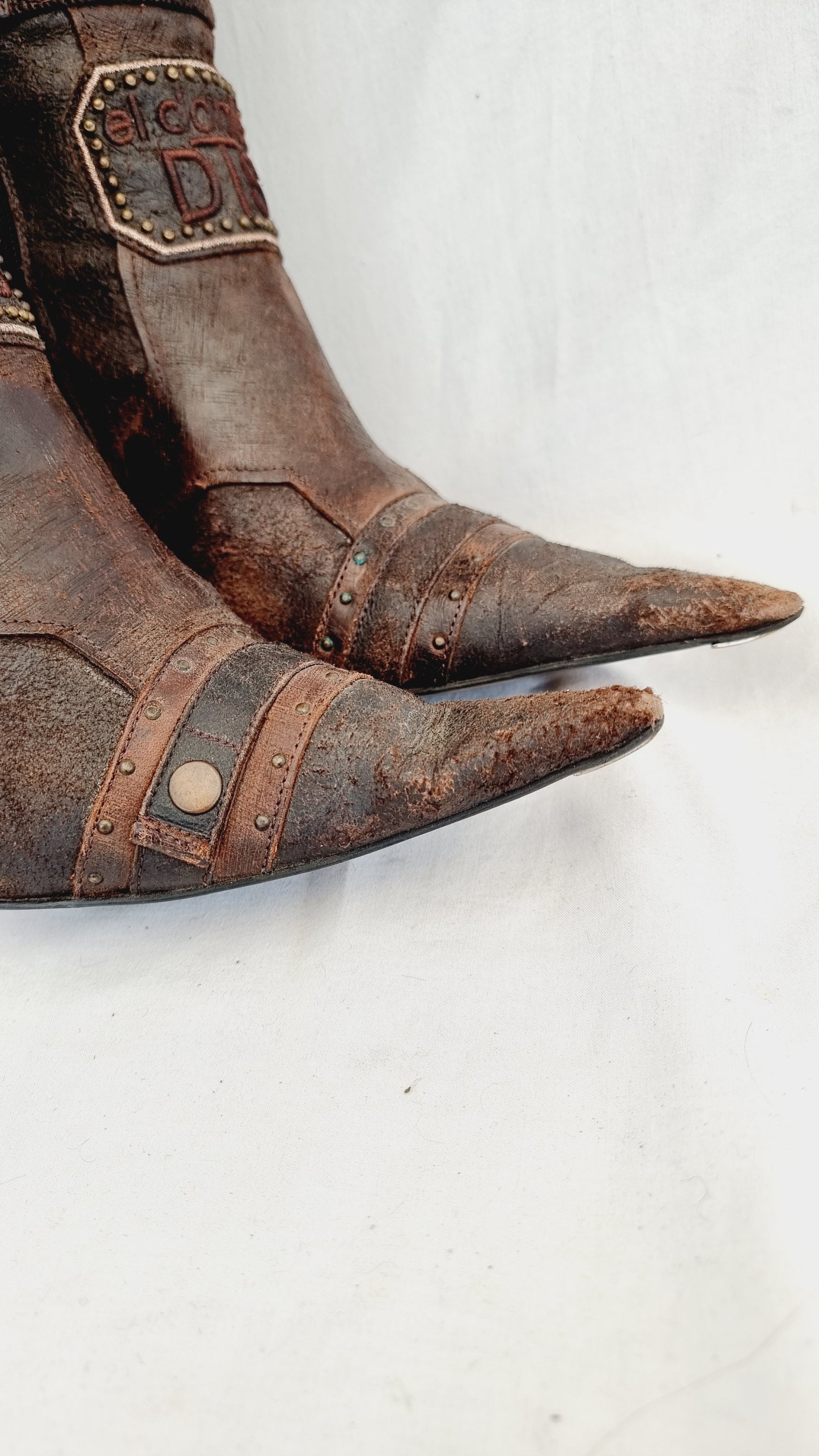 EU 38 / UK 5 El Dantes Boots
