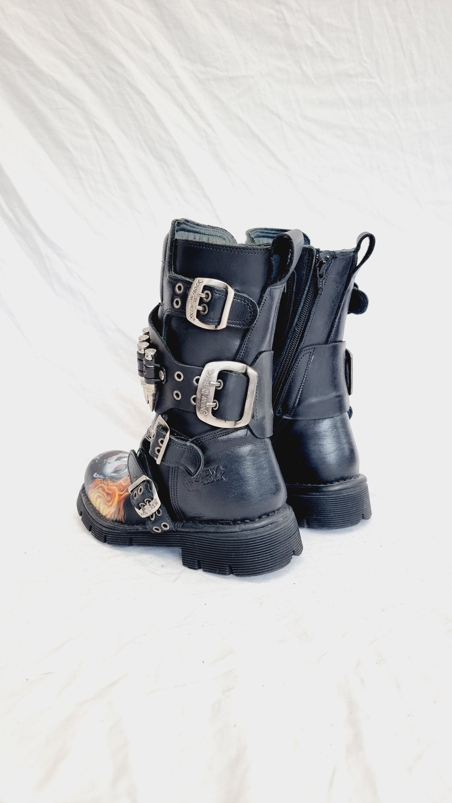 EU 38 / UK 5 New Rock Boots
