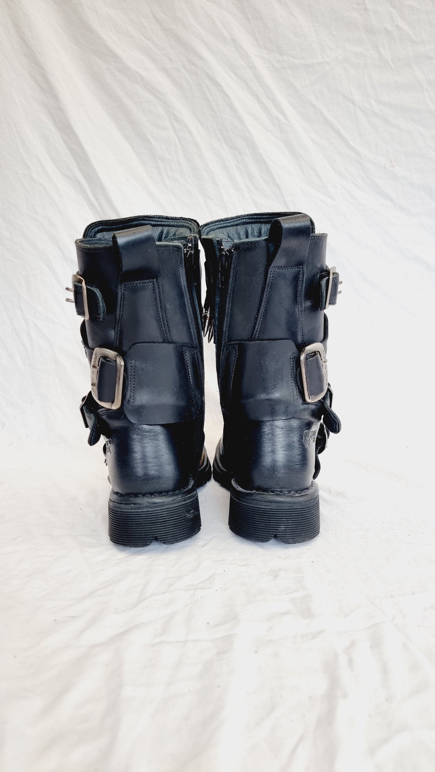 EU 38 / UK 5 New Rock Boots