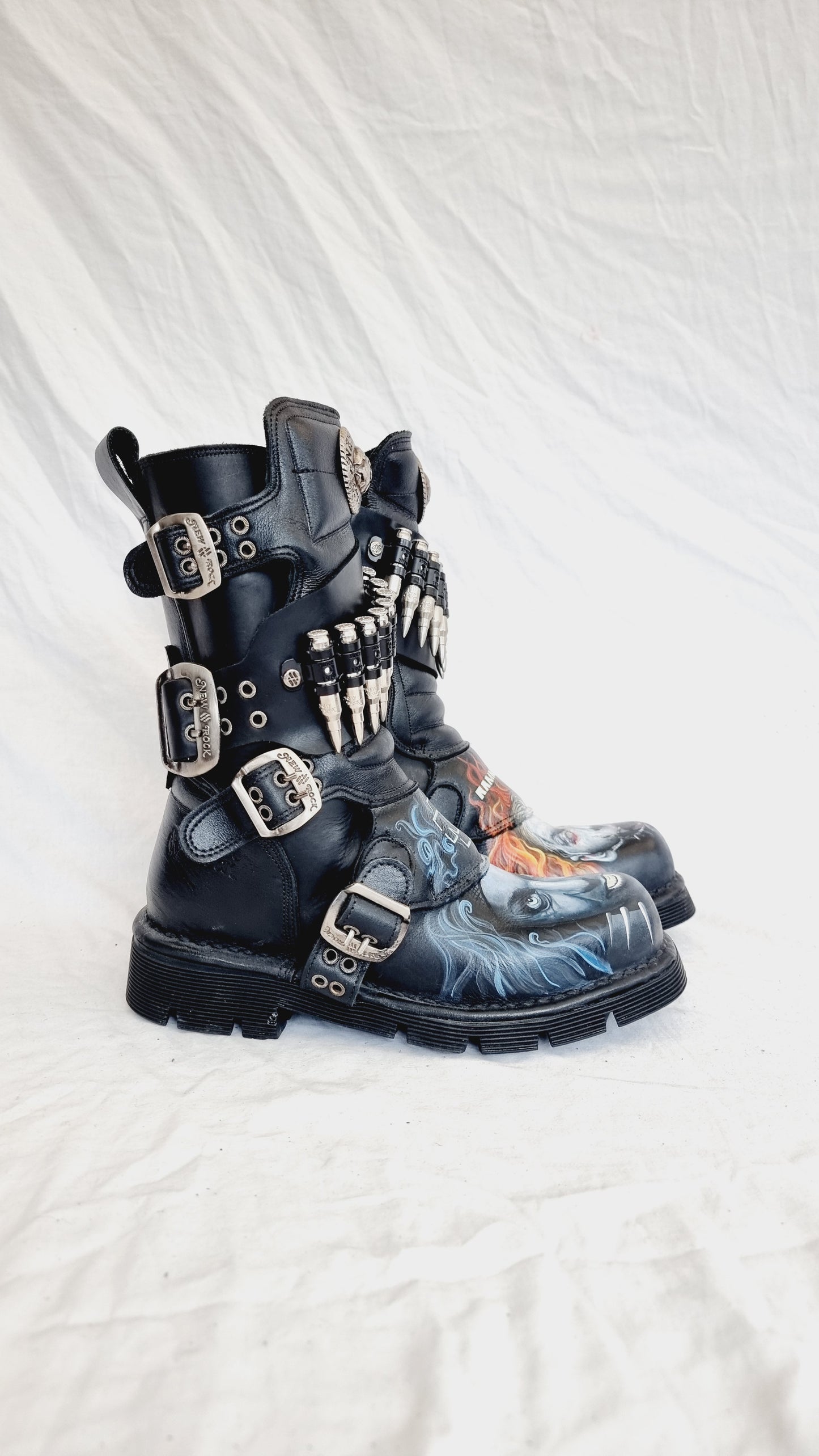 EU 38 / UK 5 New Rock Boots