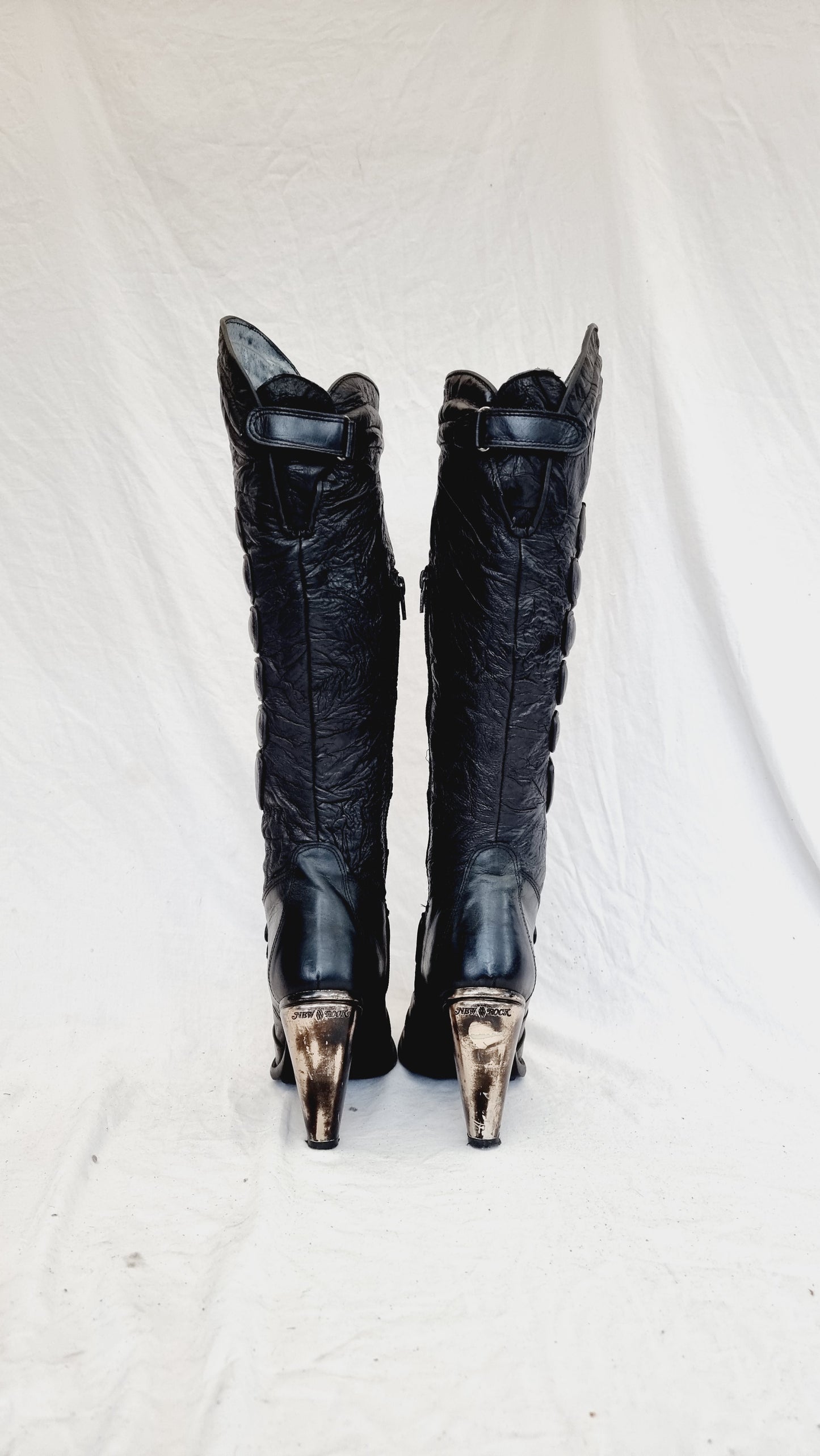 EU 38 / UK 5 New Rock Boots