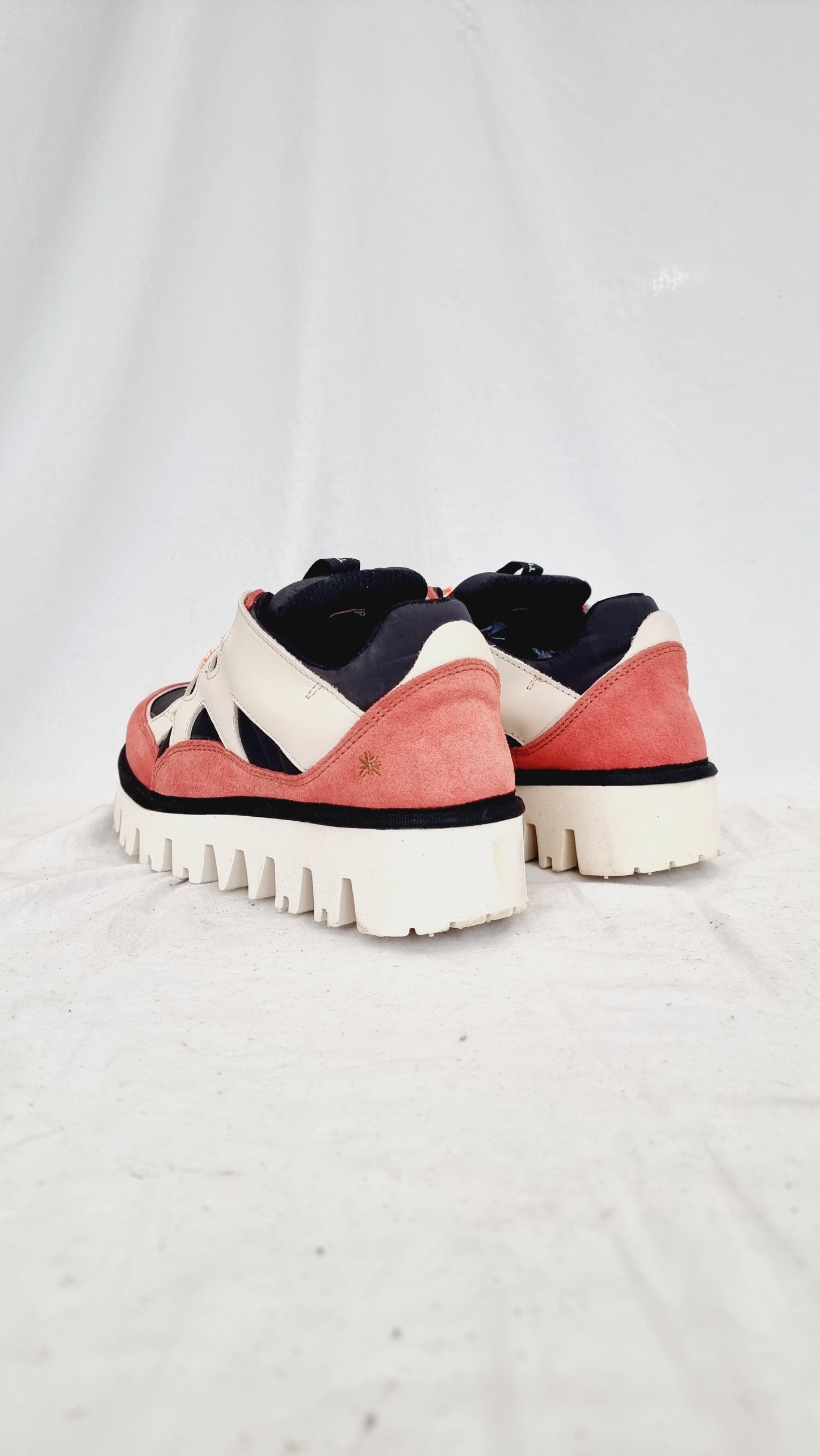EU 42 / UK 8 The Art Company Boots