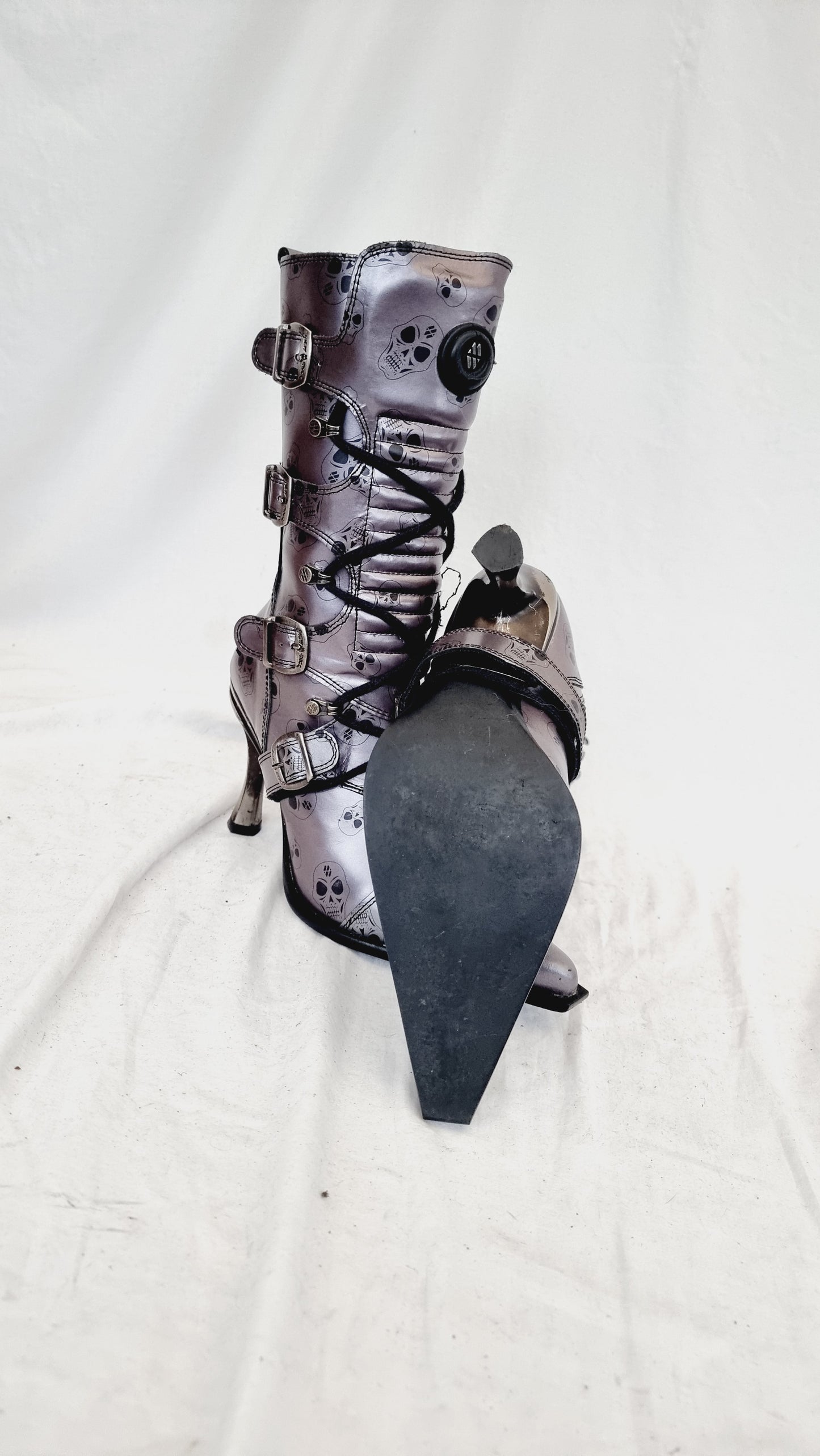 EU 36 / UK 3 New Rock Boots