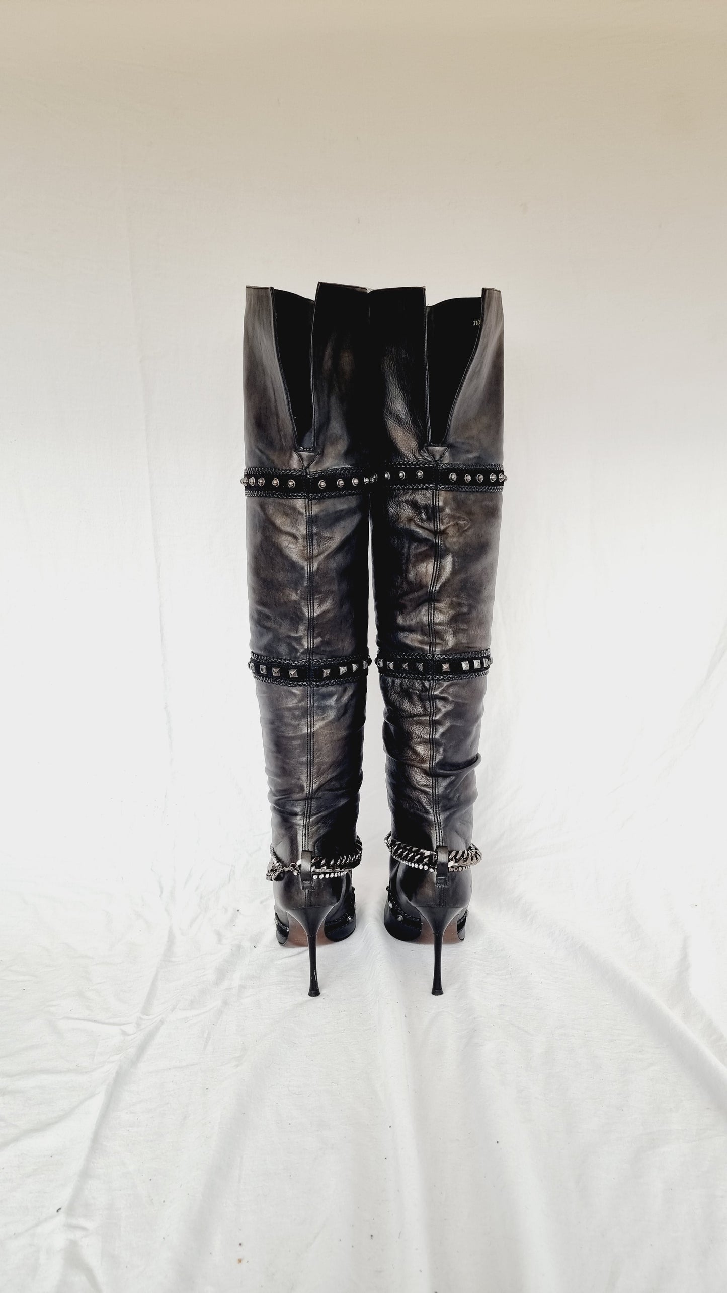 EU 38 / UK 5 El Dantes Boots