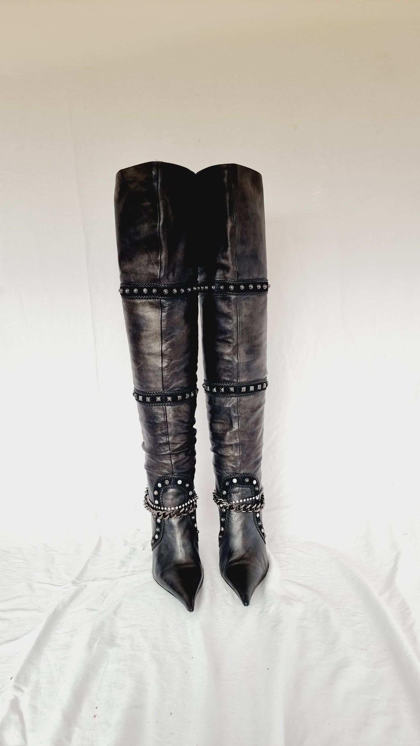 EU 38 / UK 5 El Dantes Boots