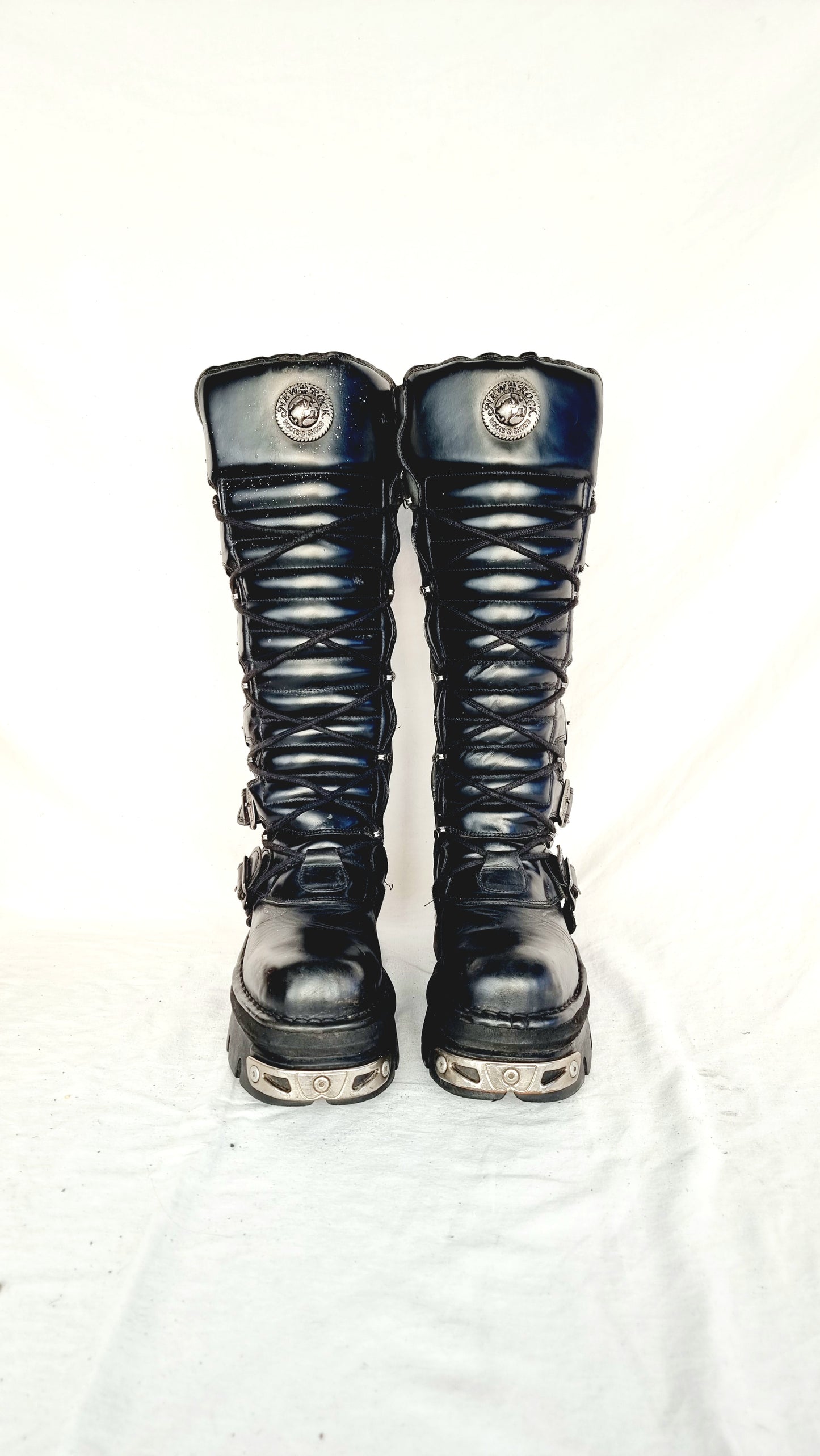 EU 40 / UK 7 New Rock Boots