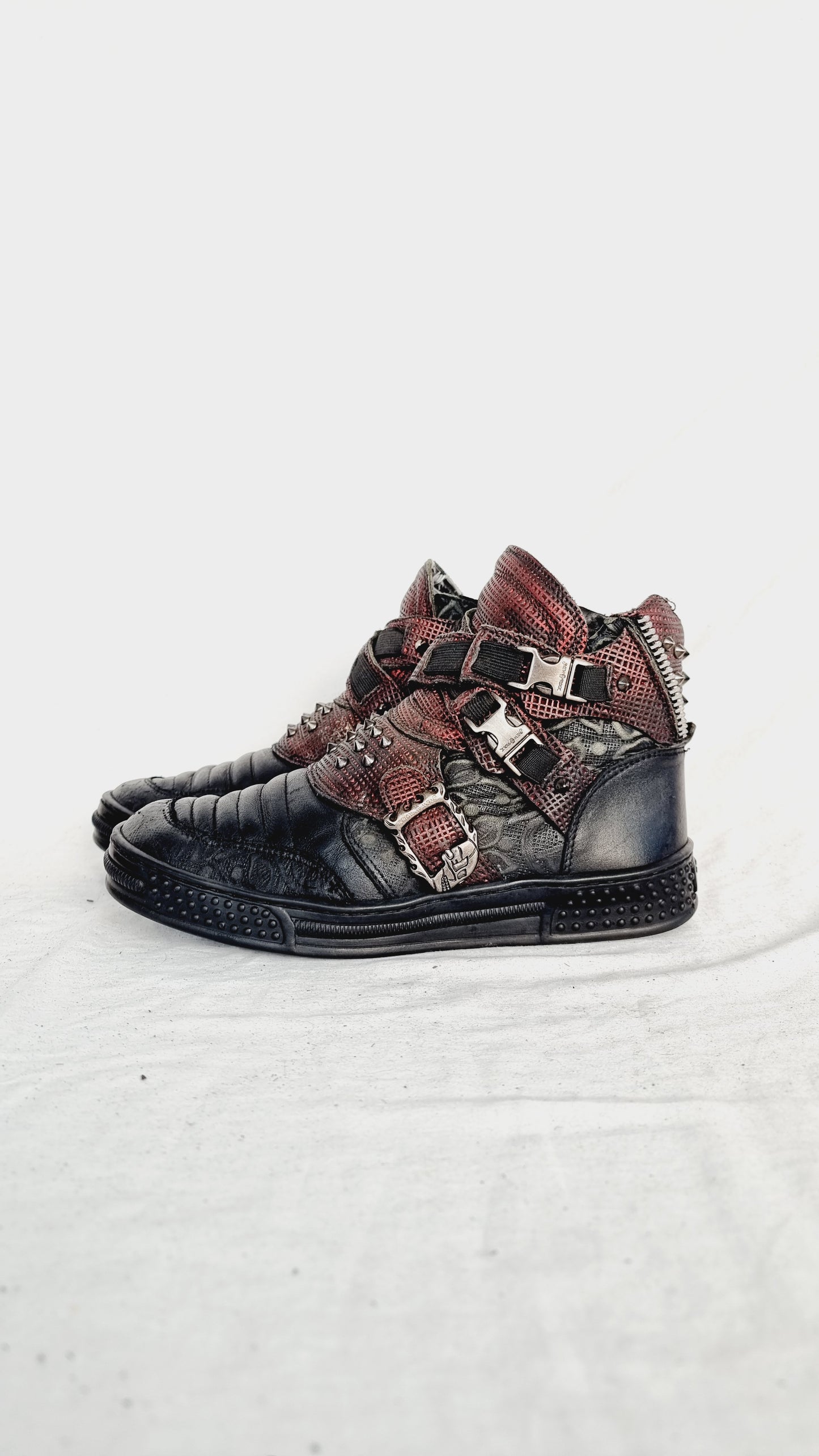 EU 37 / UK 4 New Rock Boots
