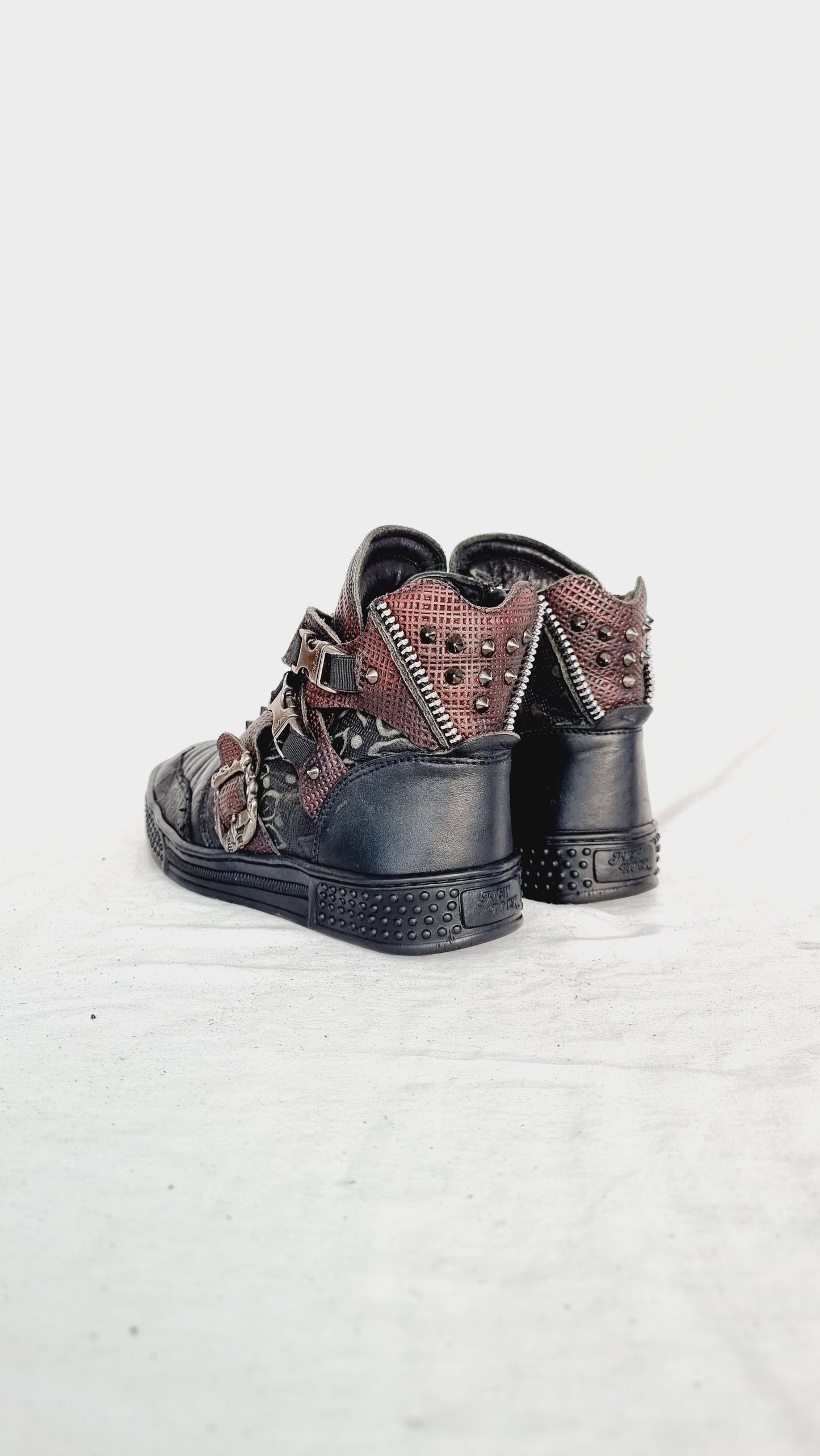 EU 37 / UK 4 New Rock Boots