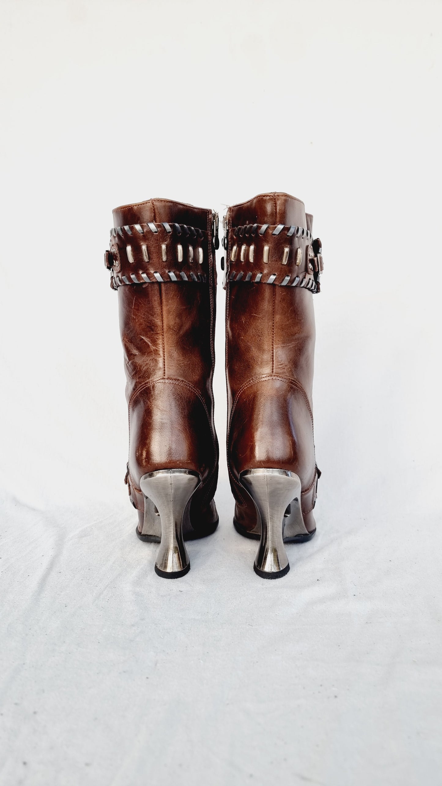 EU 40 / UK 7 New Rock Boots