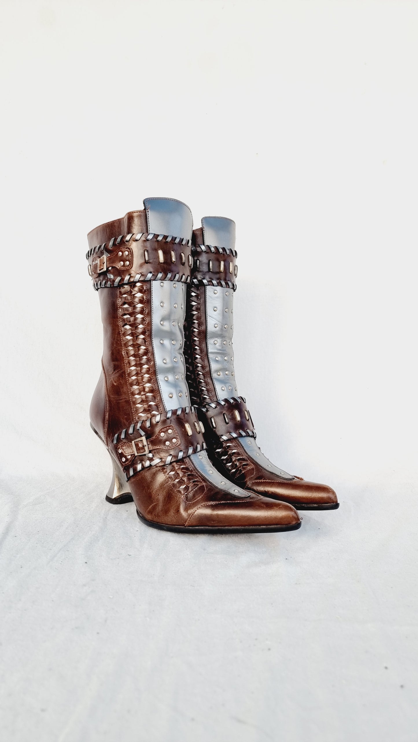 EU 40 / UK 7 New Rock Boots