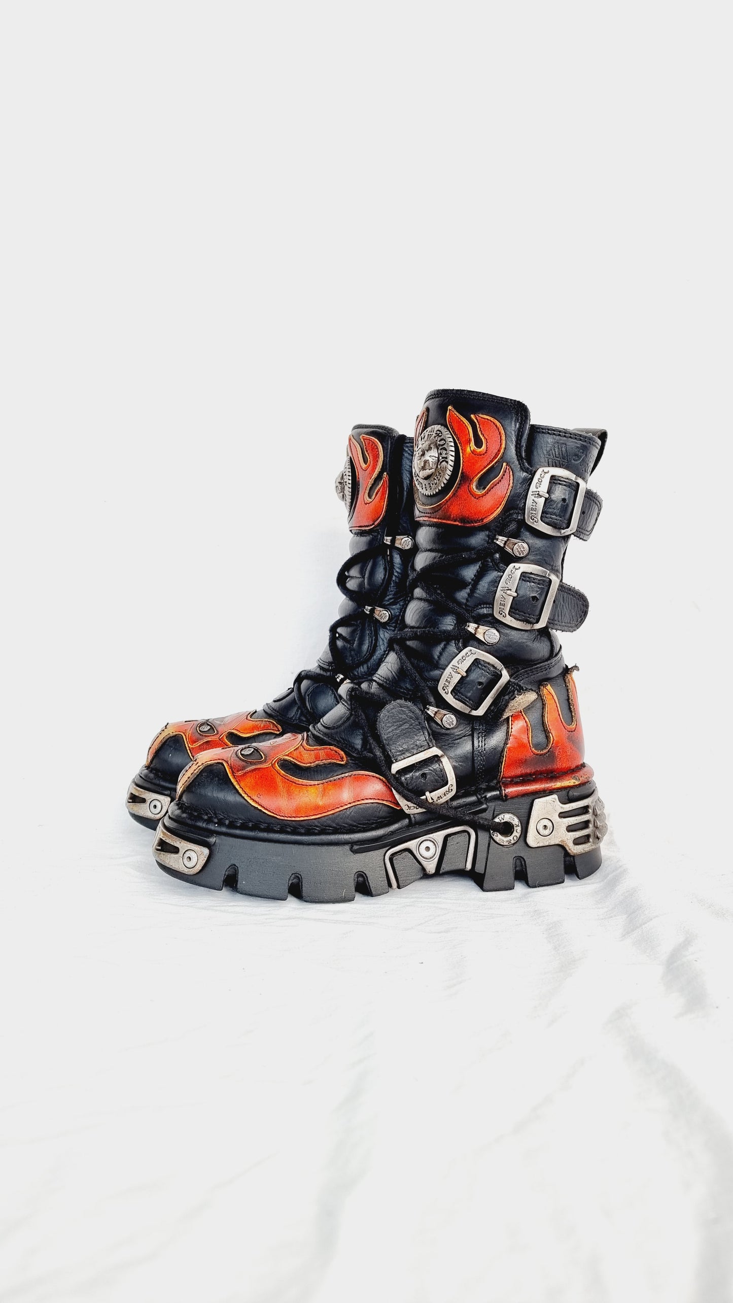 EU 37 / UK 4 New Rock Boots