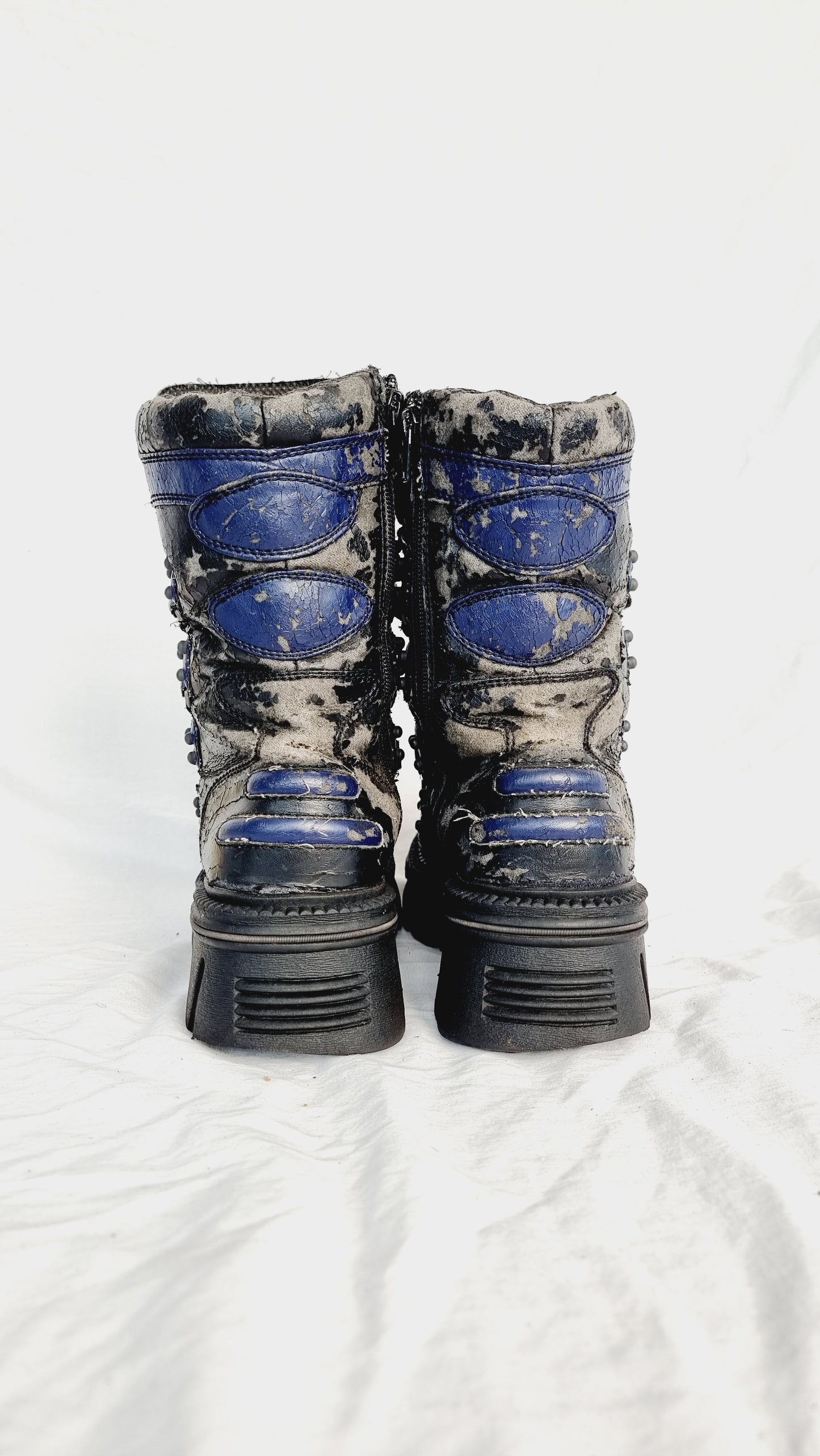 EU 42 / UK 8 Madfish Boots