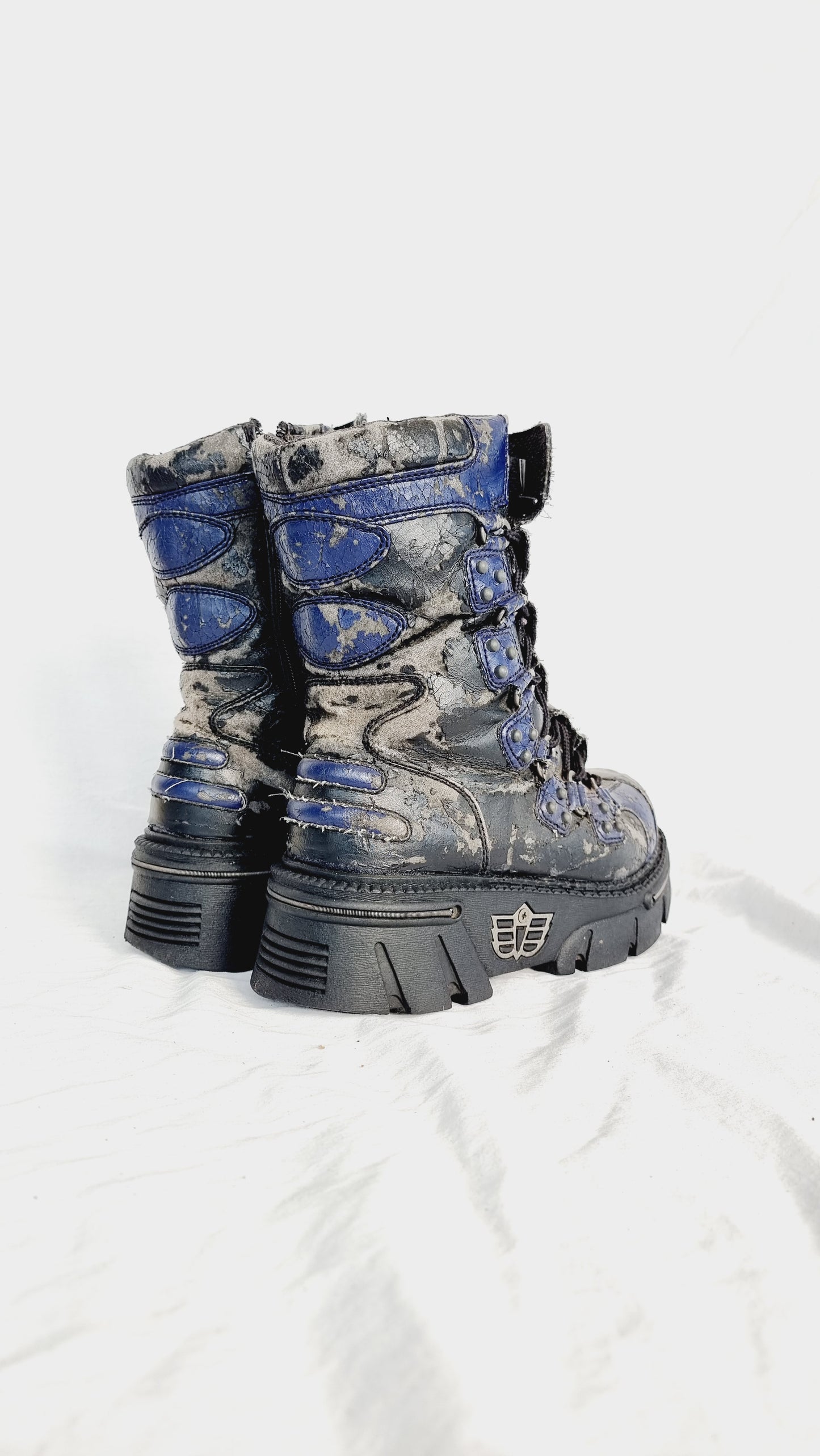 EU 42 / UK 8 Madfish Boots