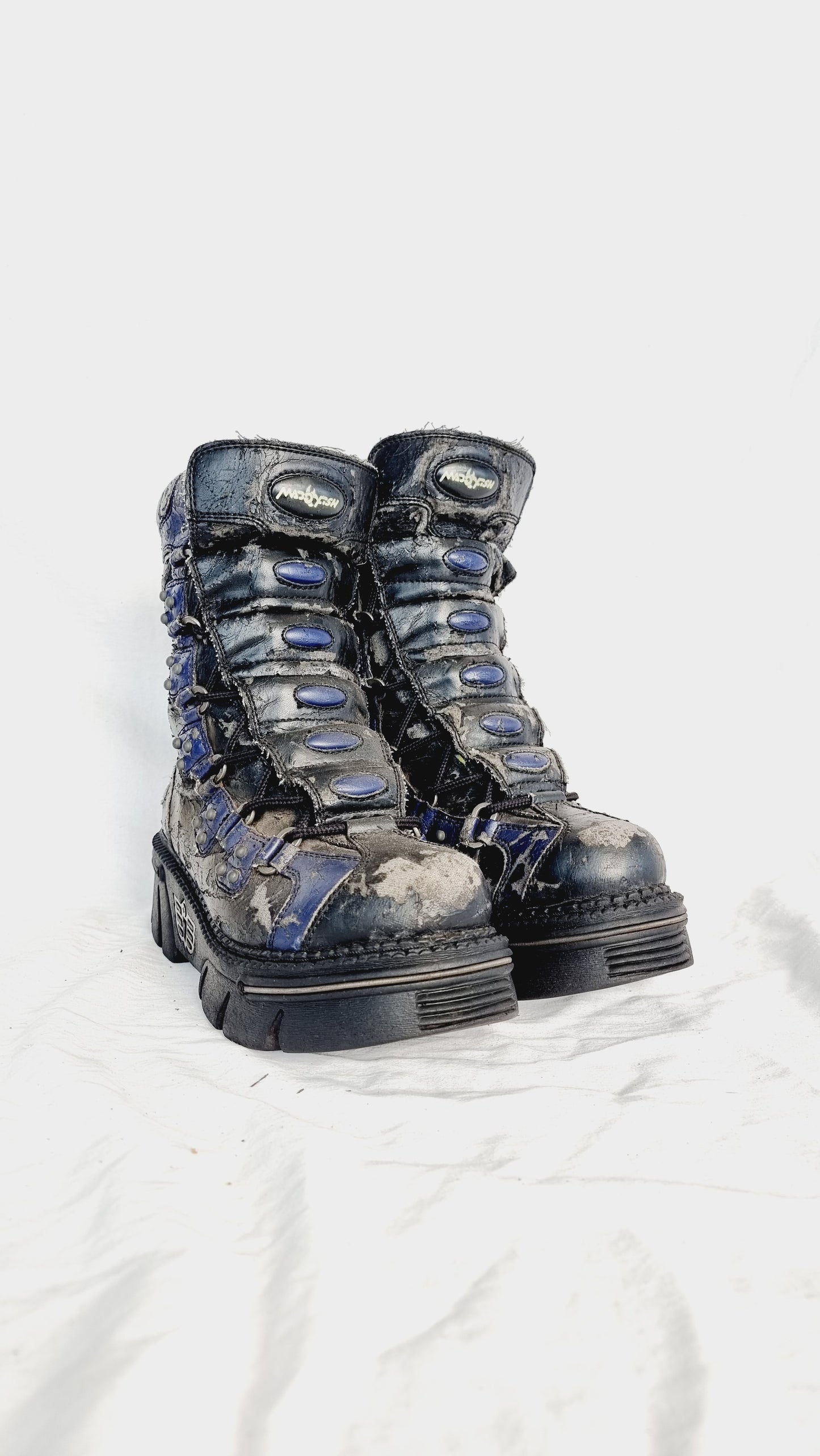 EU 42 / UK 8 Madfish Boots