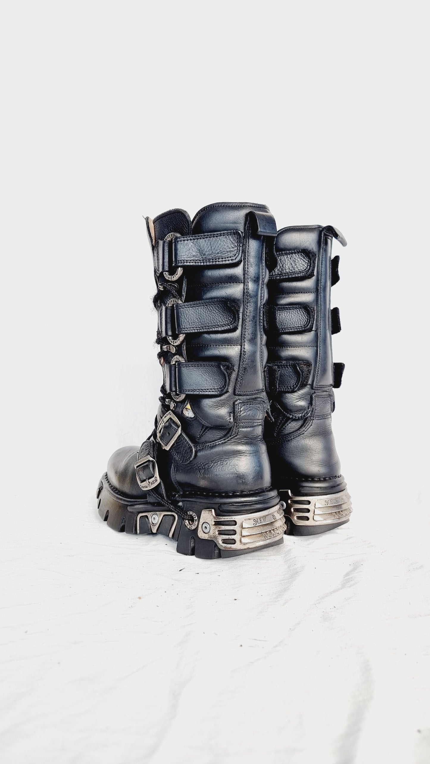 EU 38 / UK 5 New Rock Boots