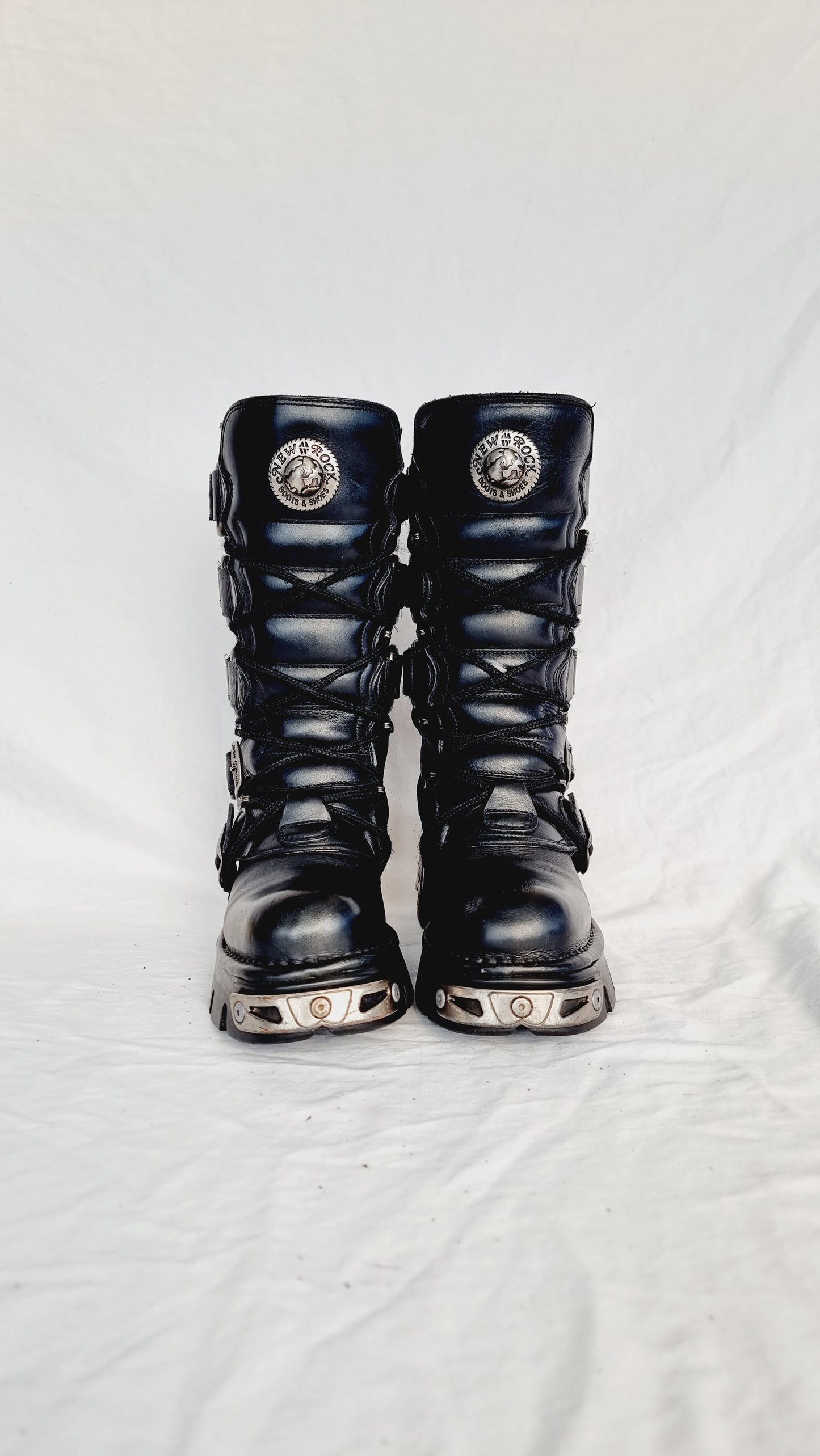 EU 38 / UK 5 New Rock Boots