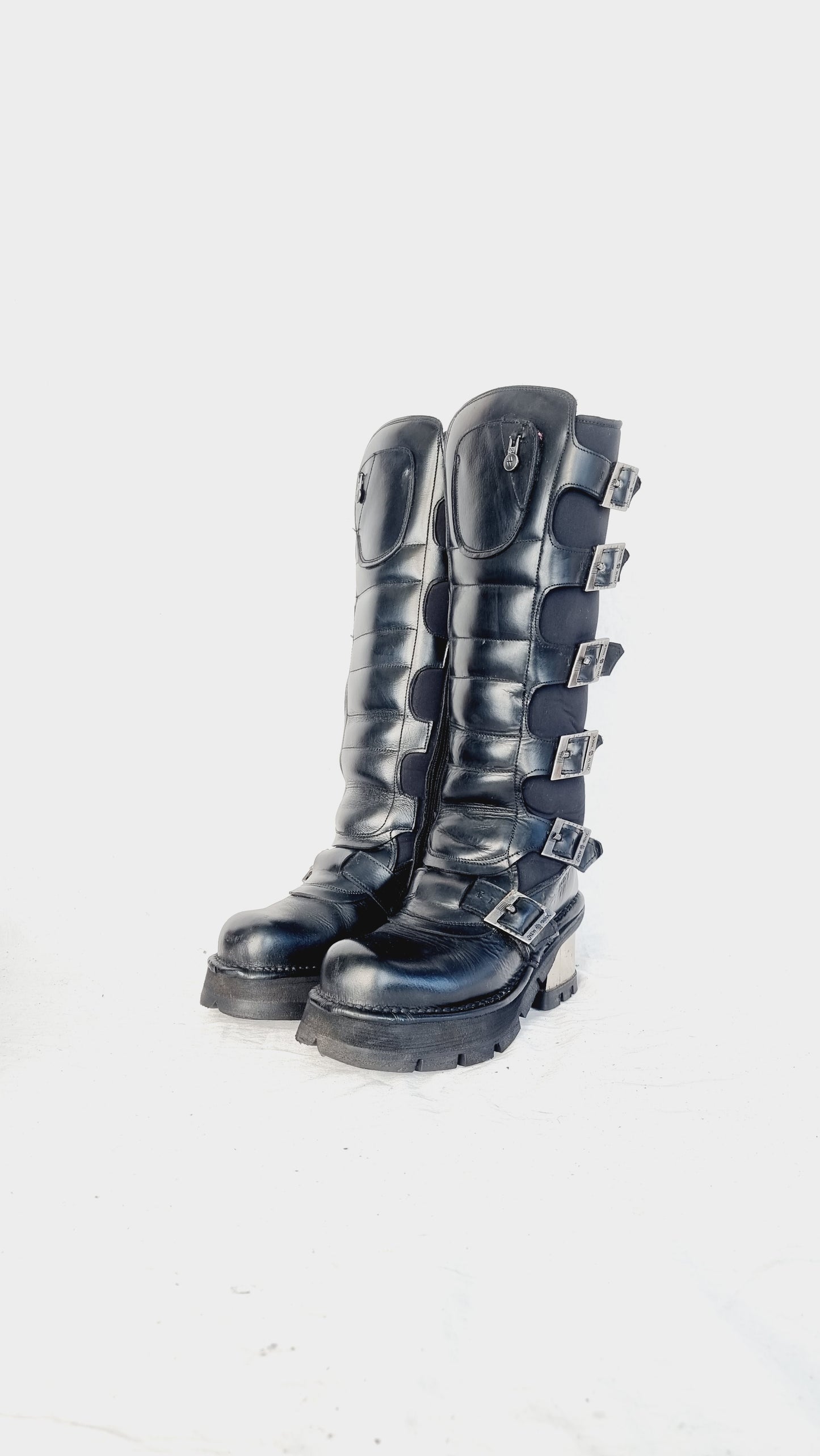 EU 41 / UK 7.5 New Rock Boots