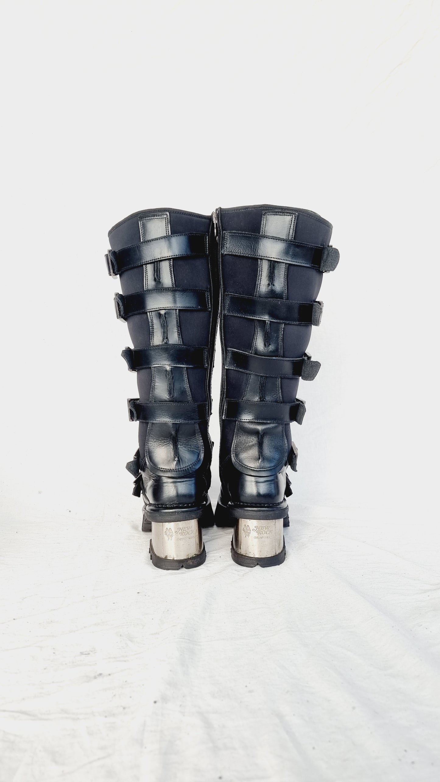 EU 41 / UK 7.5 New Rock Boots
