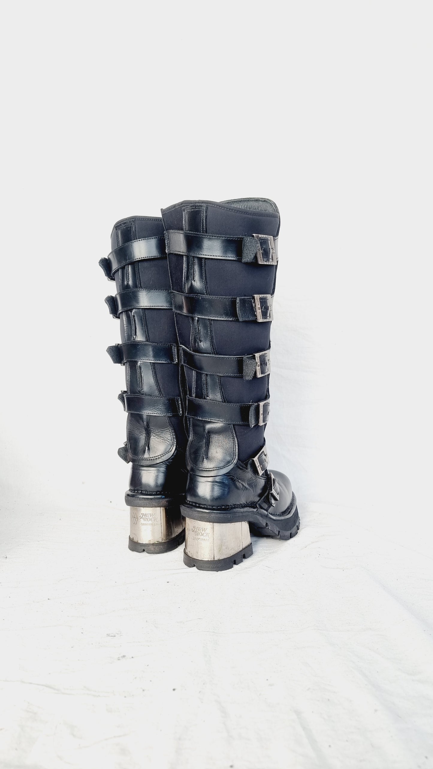EU 41 / UK 7.5 New Rock Boots