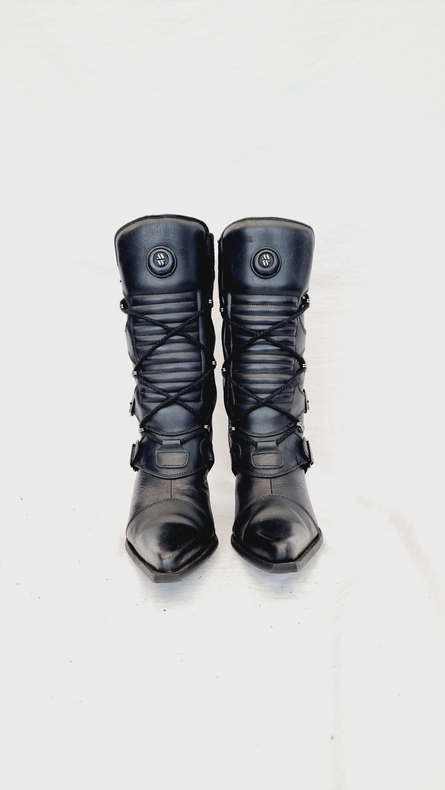 EU 42 / UK 8 New Rock Boots