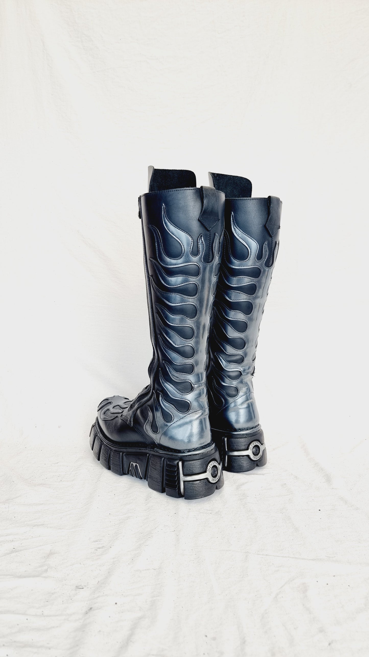 EU 45 / UK 10.5 New Rock Boots