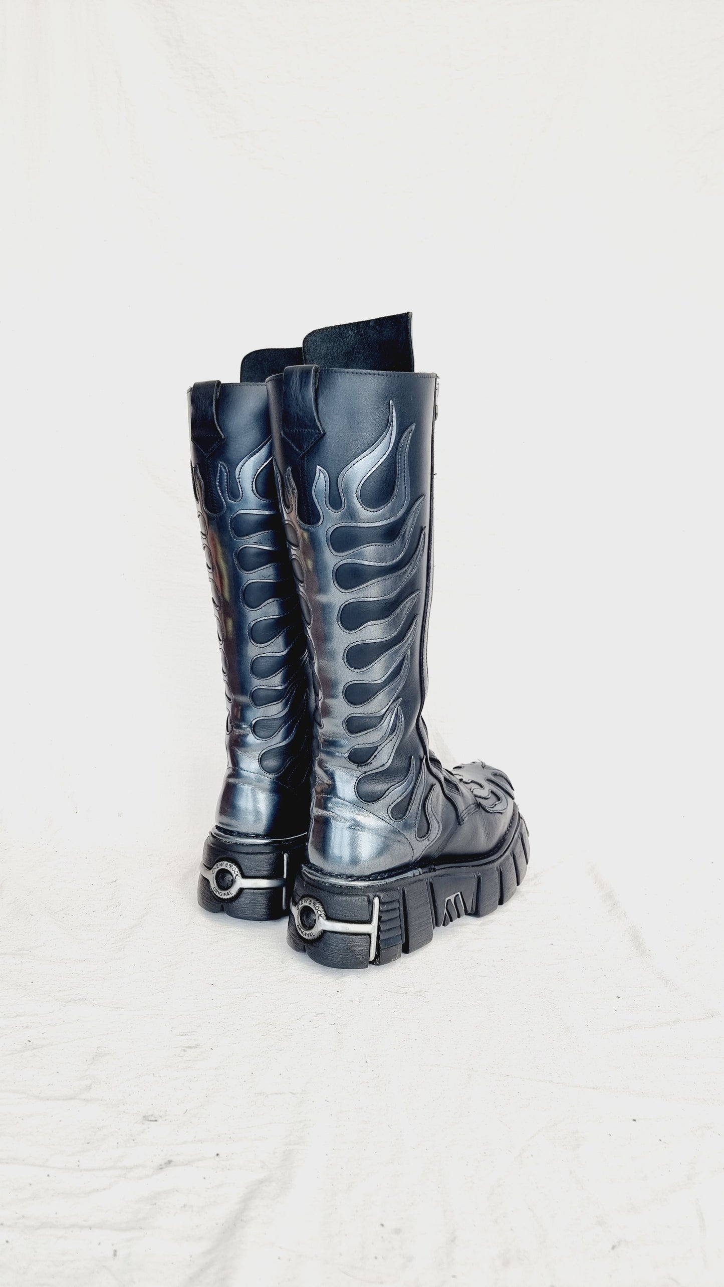 EU 45 / UK 10.5 New Rock Boots