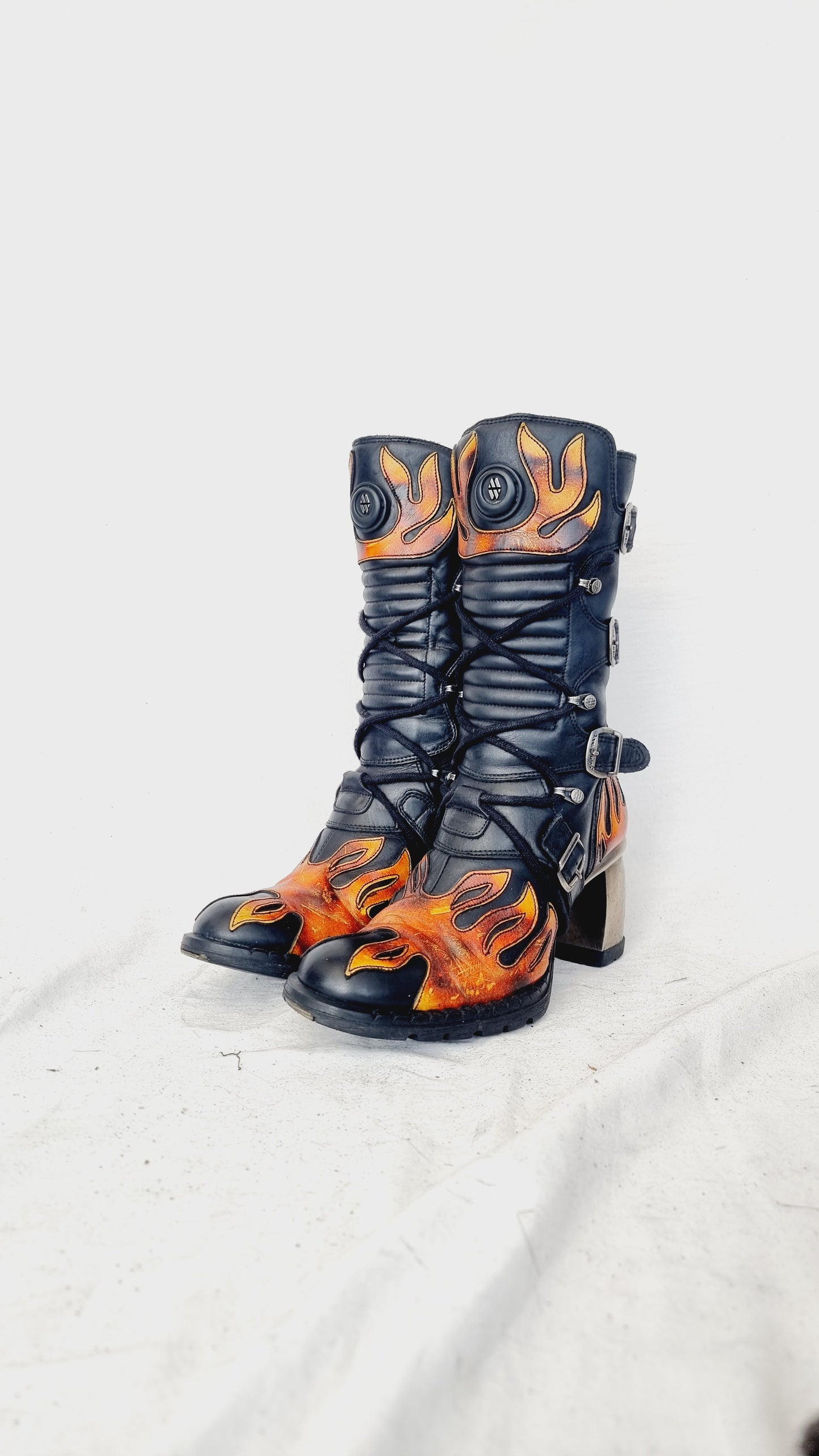 EU 38 / UK 5 New Rock Boots