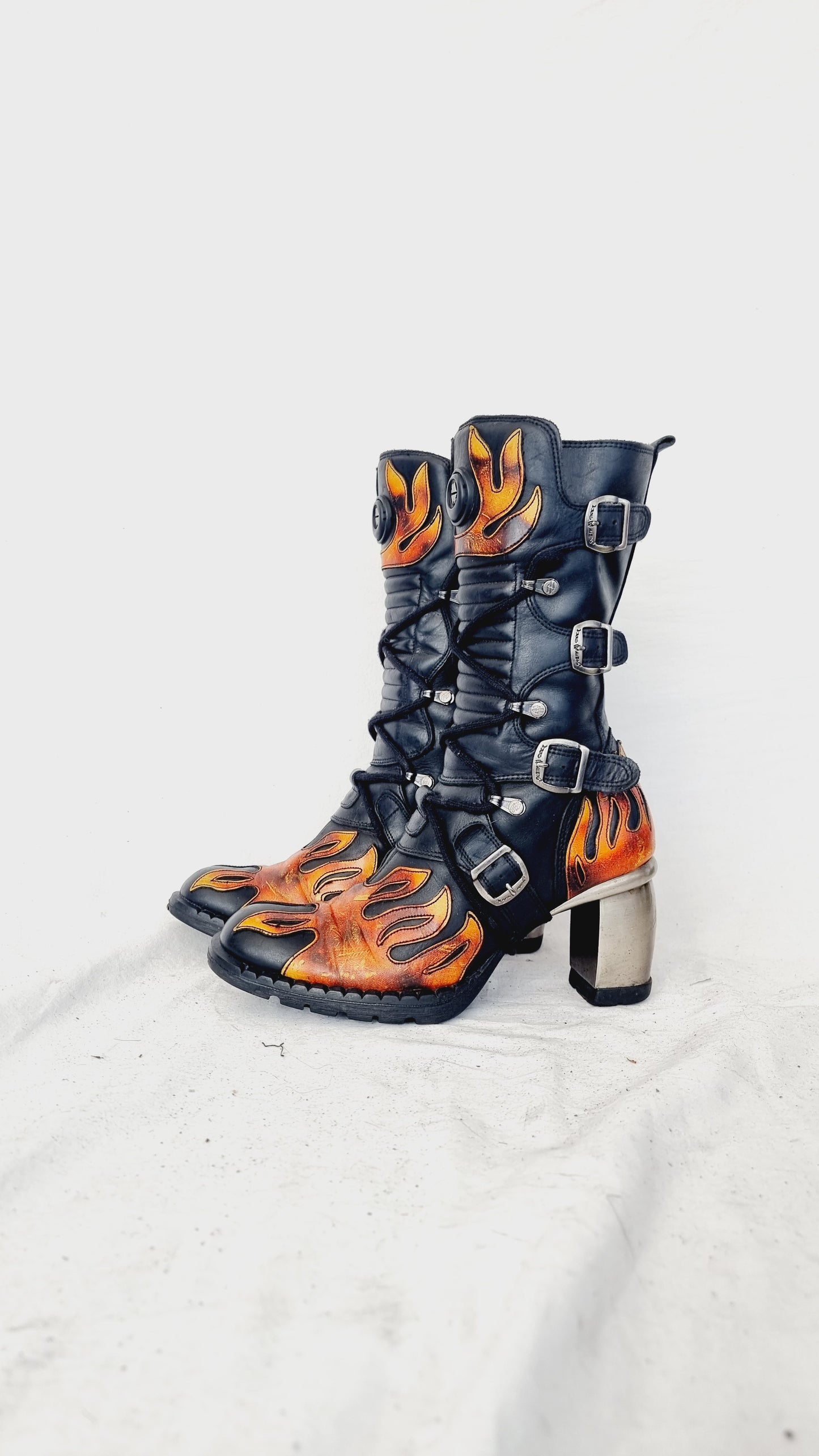 EU 38 / UK 5 New Rock Boots