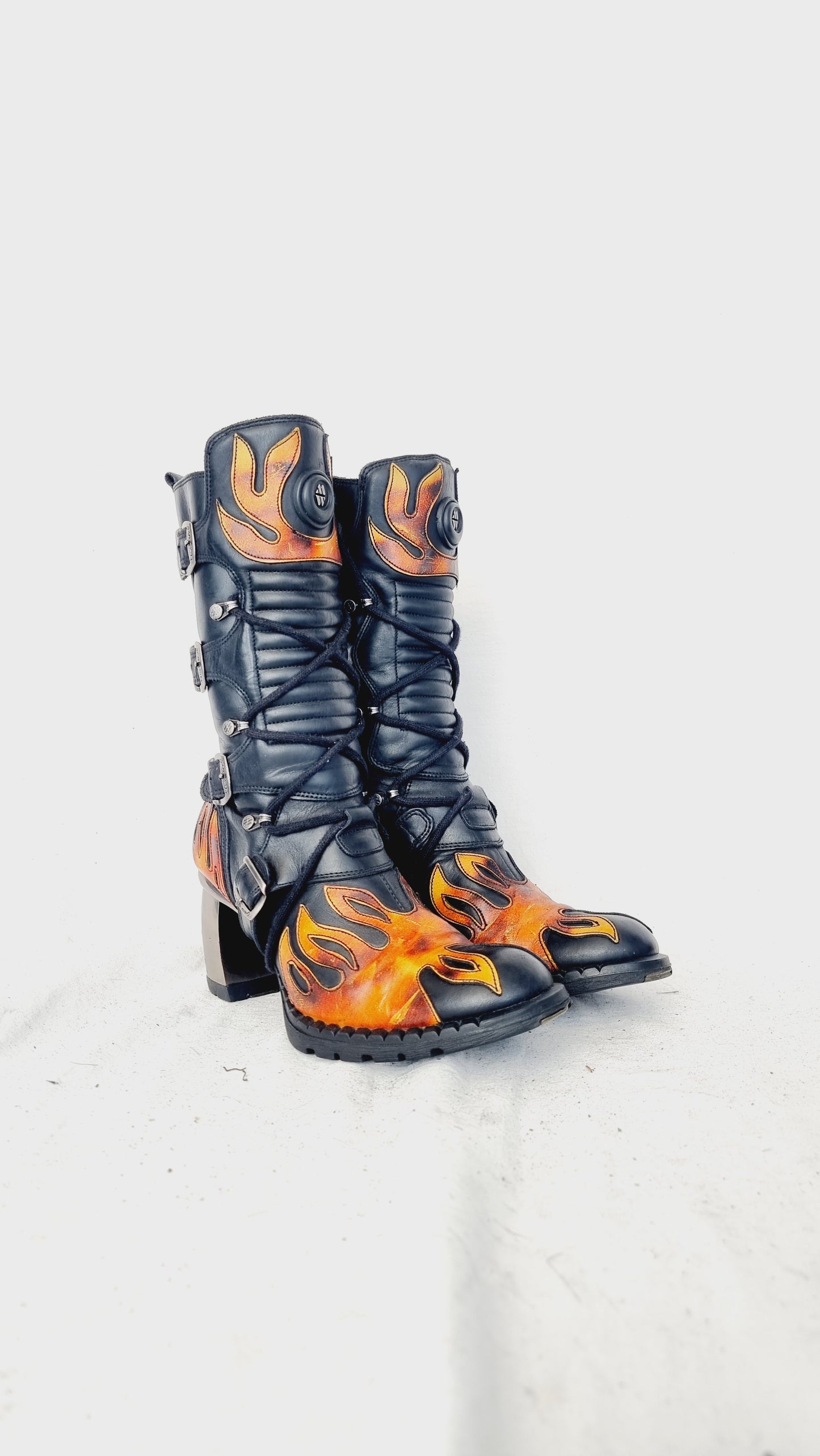 EU 38 / UK 5 New Rock Boots