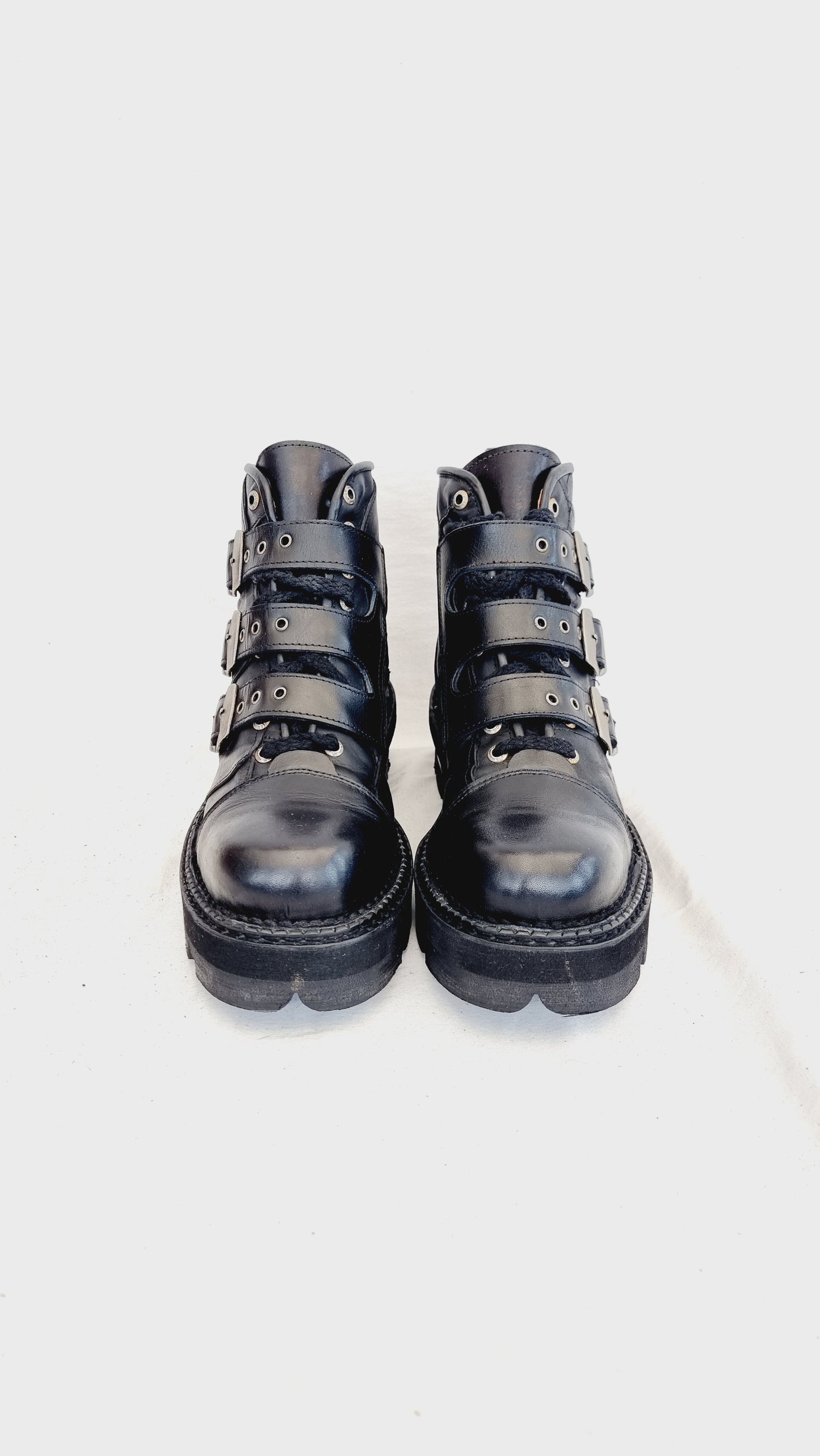 EU 42 / UK 8 New Rock Boots