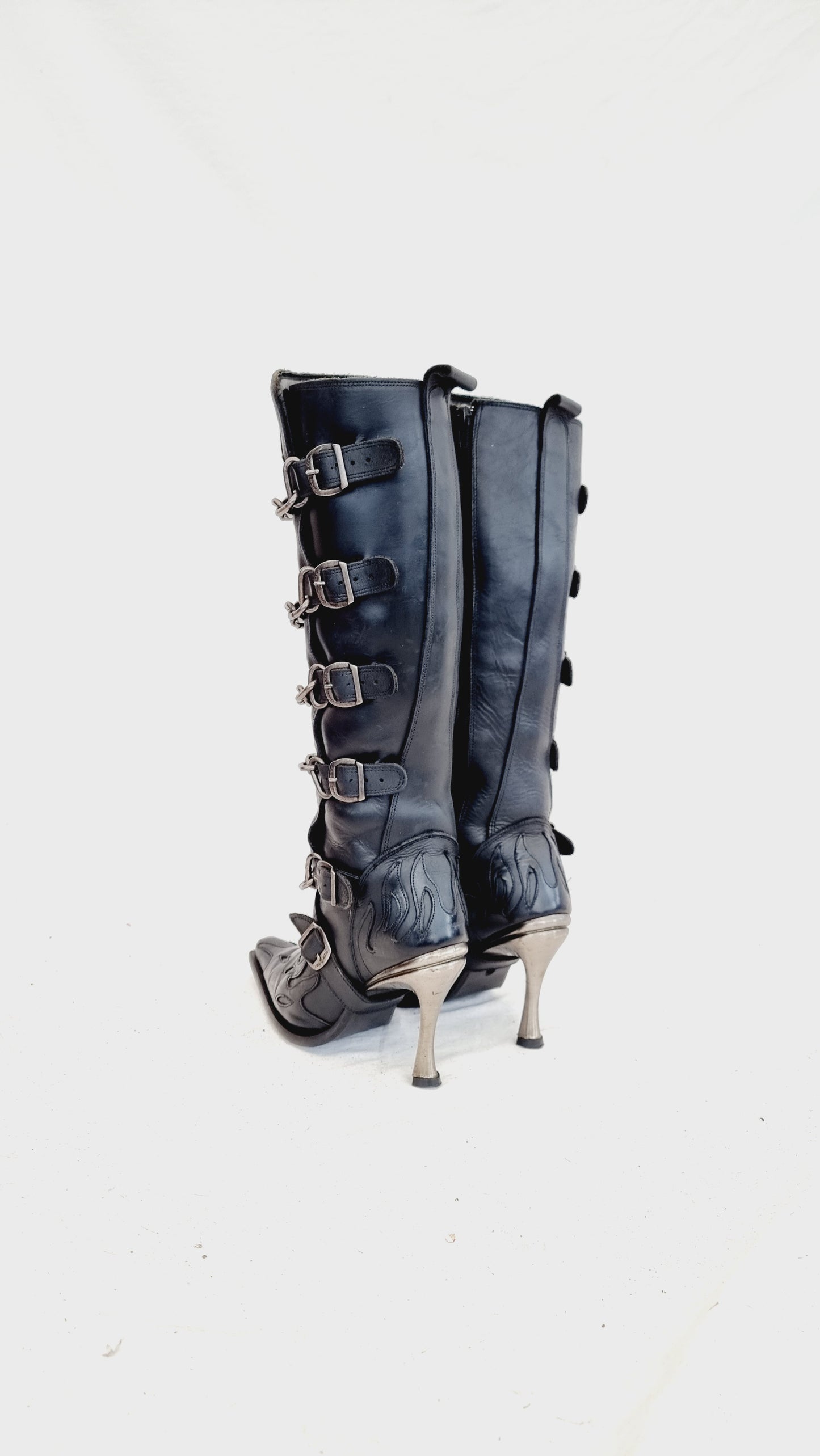 EU 38 / UK 5 New Rock Boots