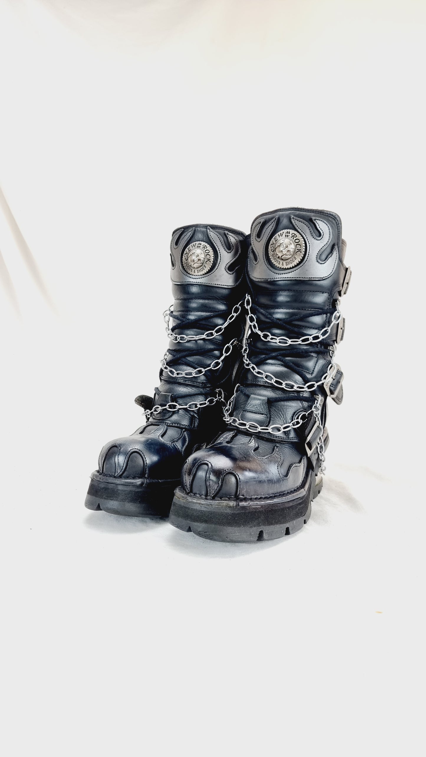 EU 41 / UK 7.5 New Rock Boots