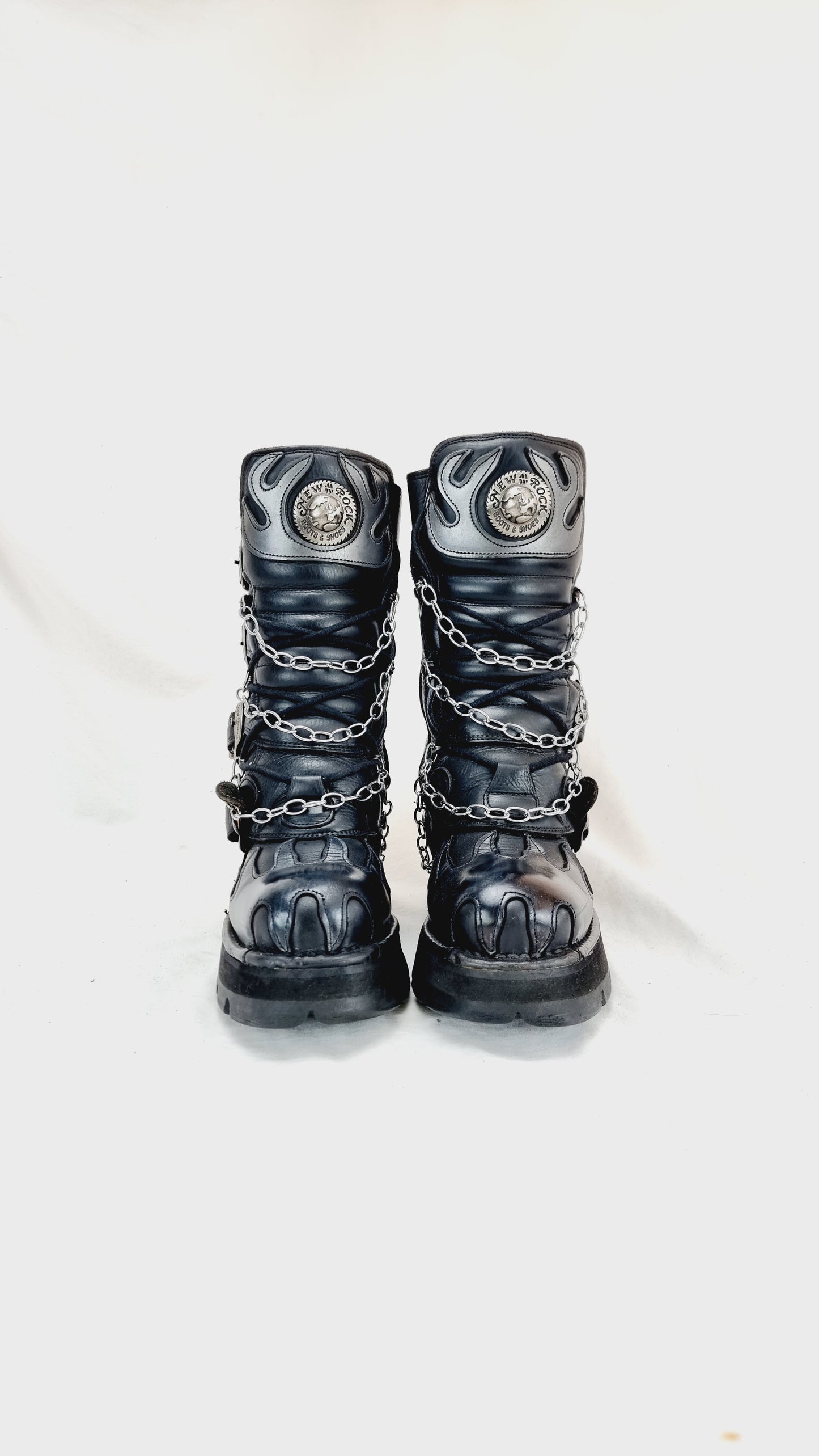 EU 41 / UK 7.5 New Rock Boots