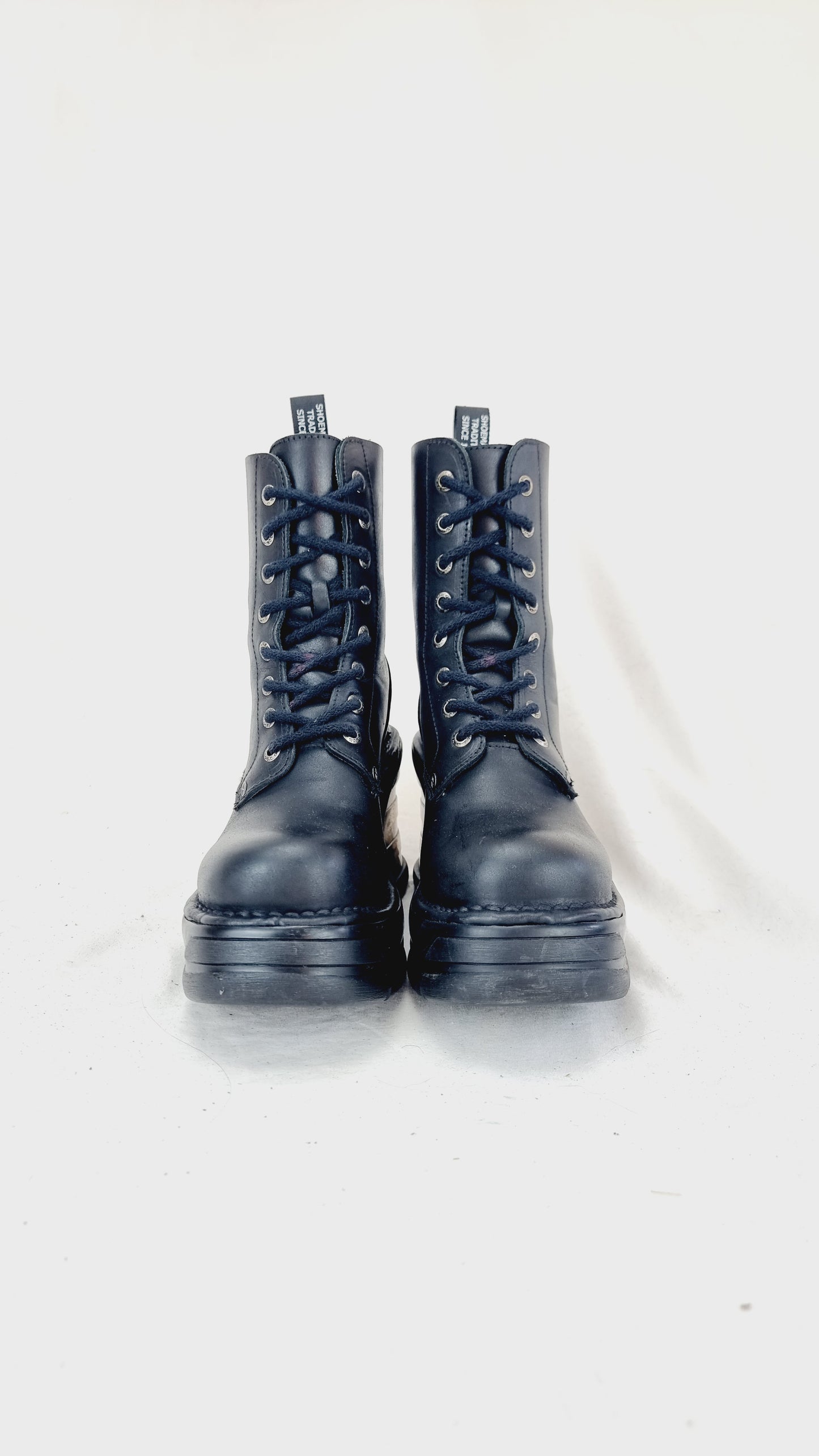 EU 38 / UK 5 New Rock Boots