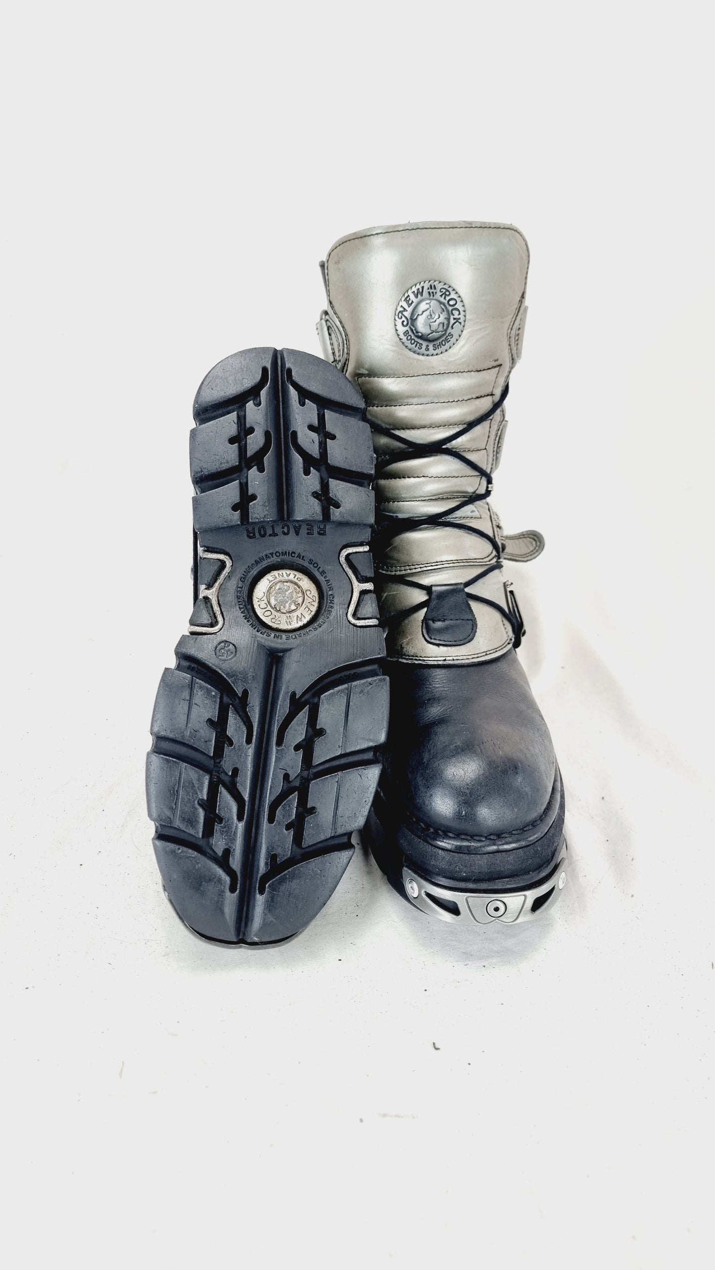EU 45 / UK 10.5 New Rock Boots