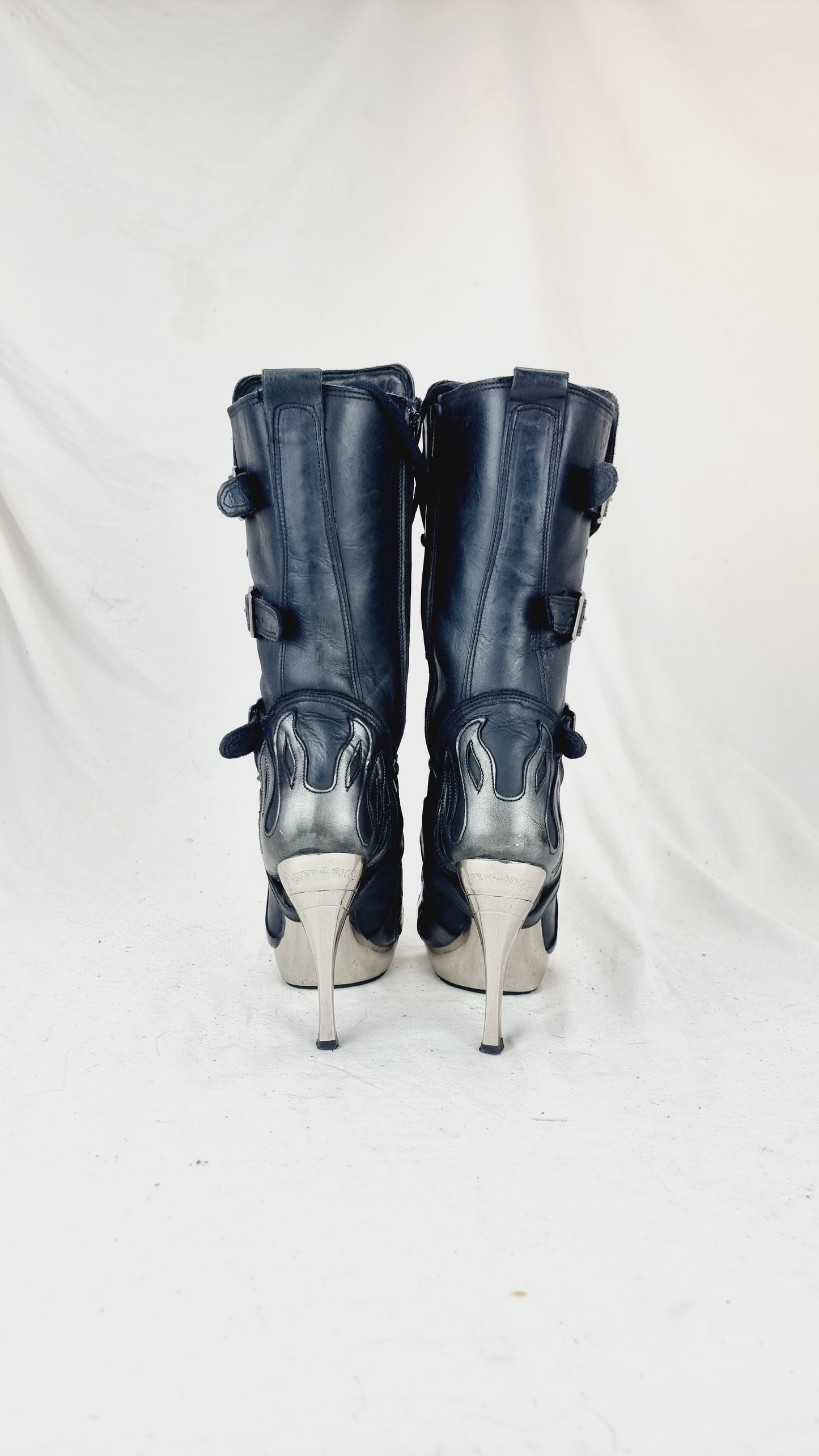 EU 38 / UK 5 New Rock Boots