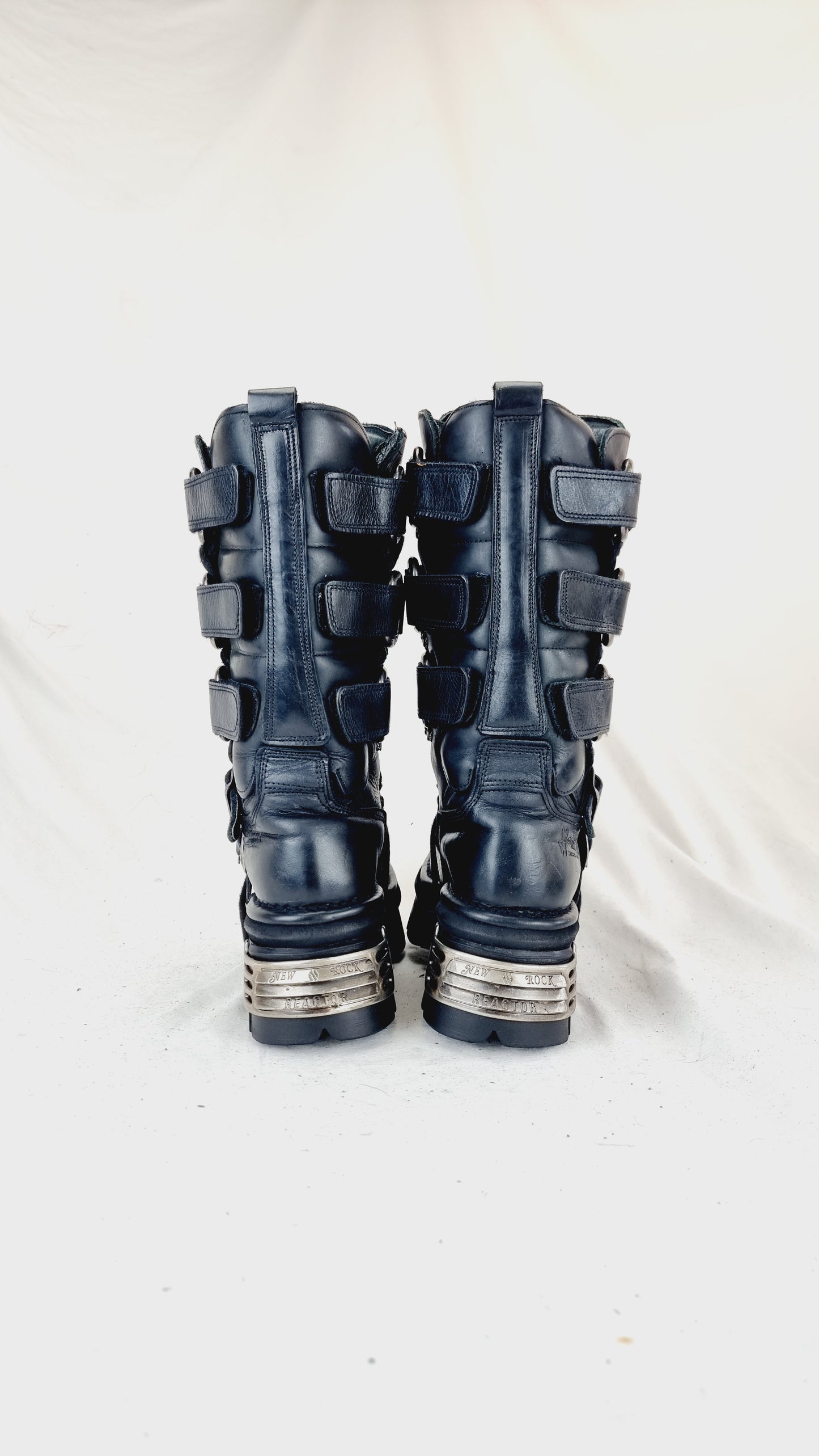 EU 37 / UK 4 New Rock Boots