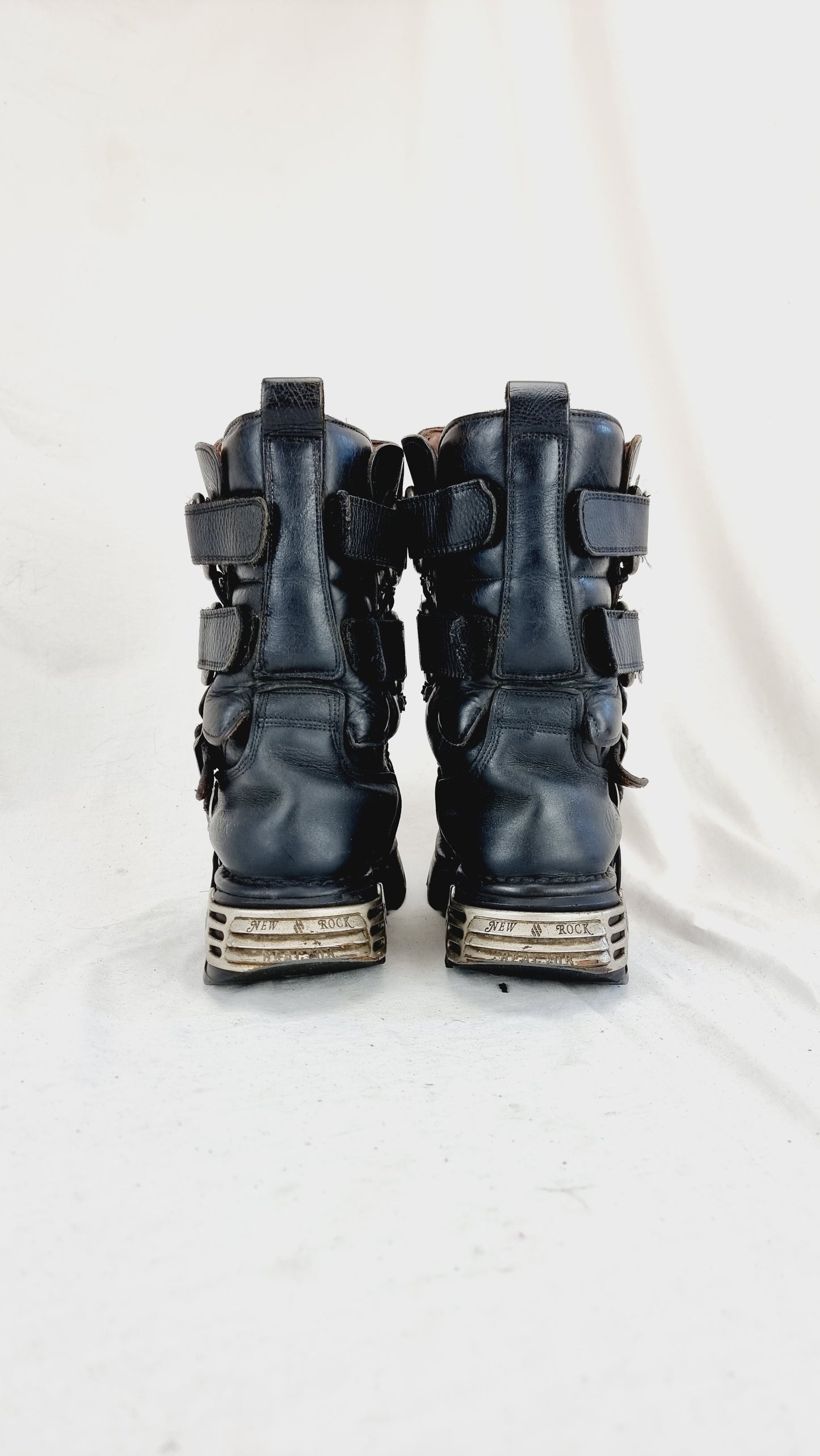 EU 40 / UK 7 New Rock Boots